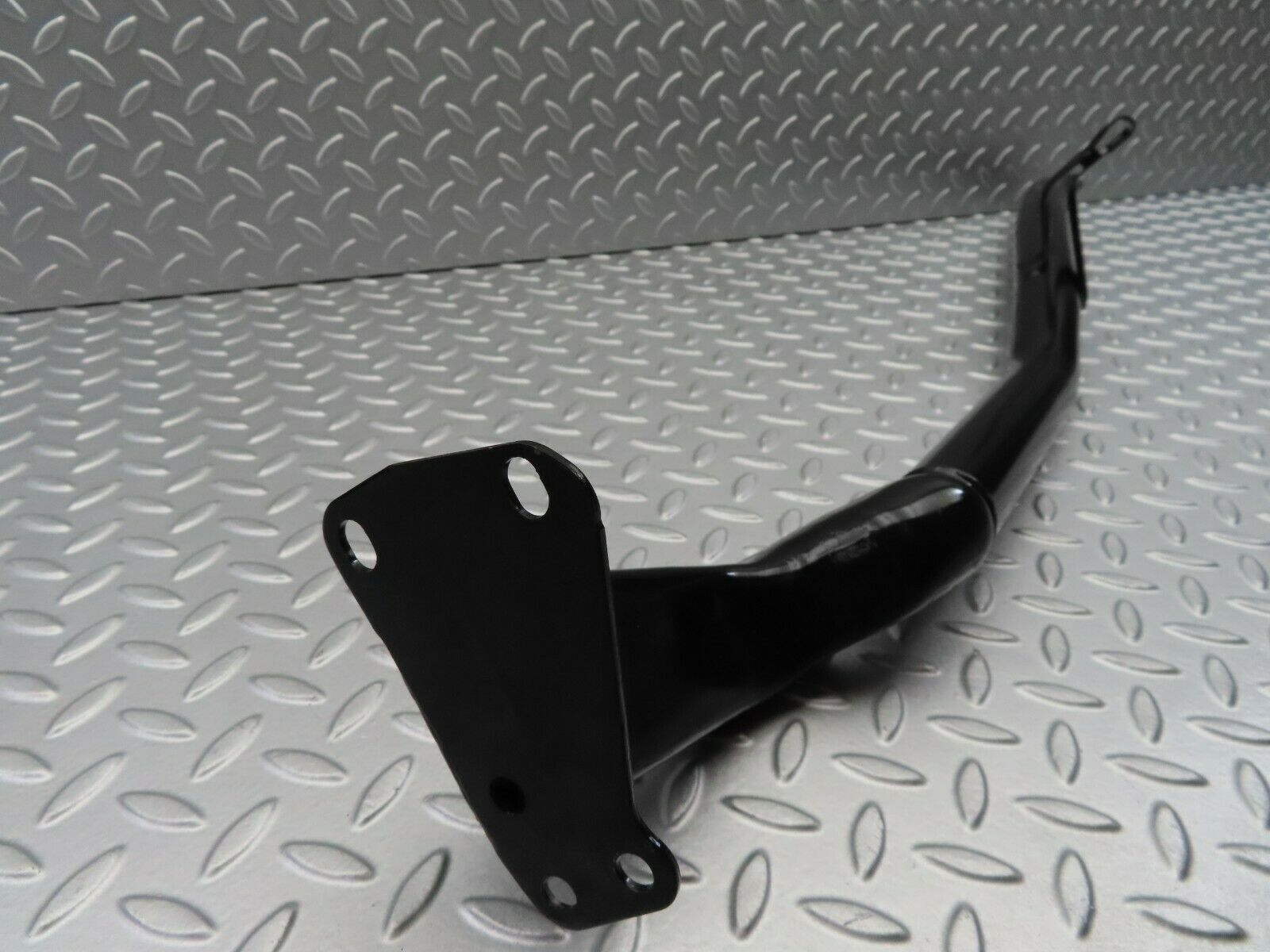 6492 Mercedes-Benz S124 E220 Wagon Dashboard Bracket
