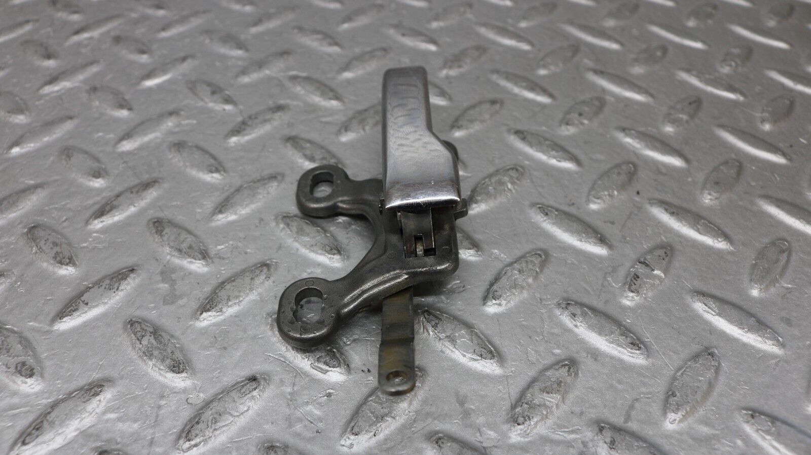 37262 Mercedes-Benz W109 300SEL Front Right Interior Door Handle 1107660419