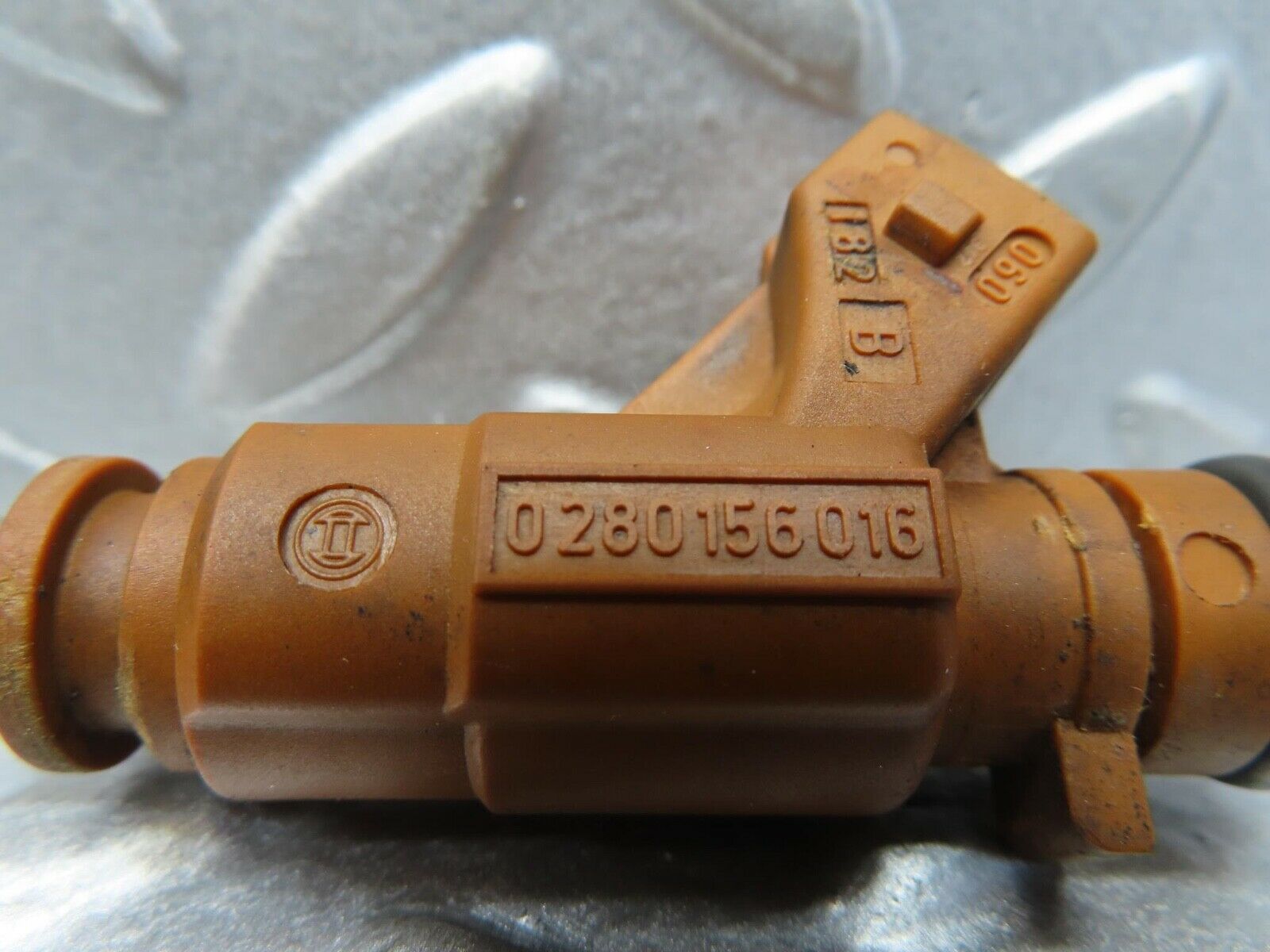 13411 Mercedes-Benz W220 S430 Fuel Injector Bosch 0280156016