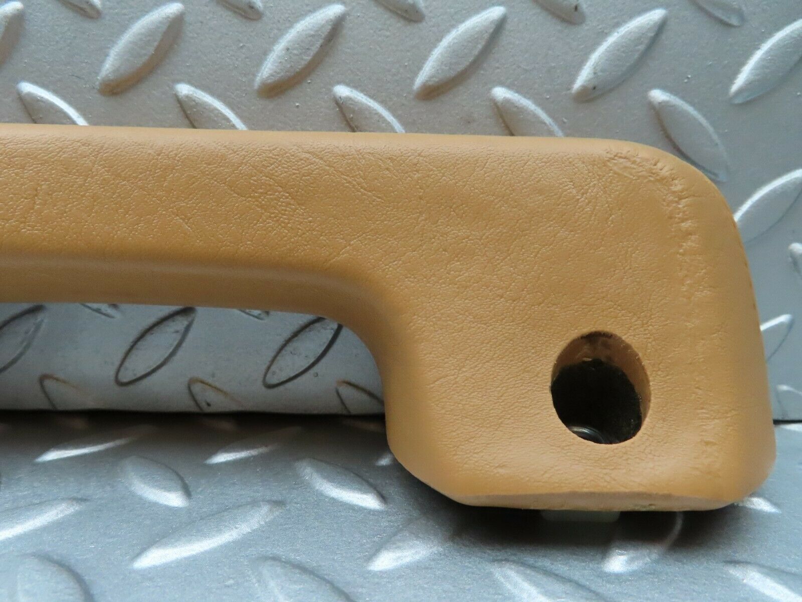 3711 Mercedes-Benz S123 200T Wagon Door Handle Rear Left Palomino 1239701901