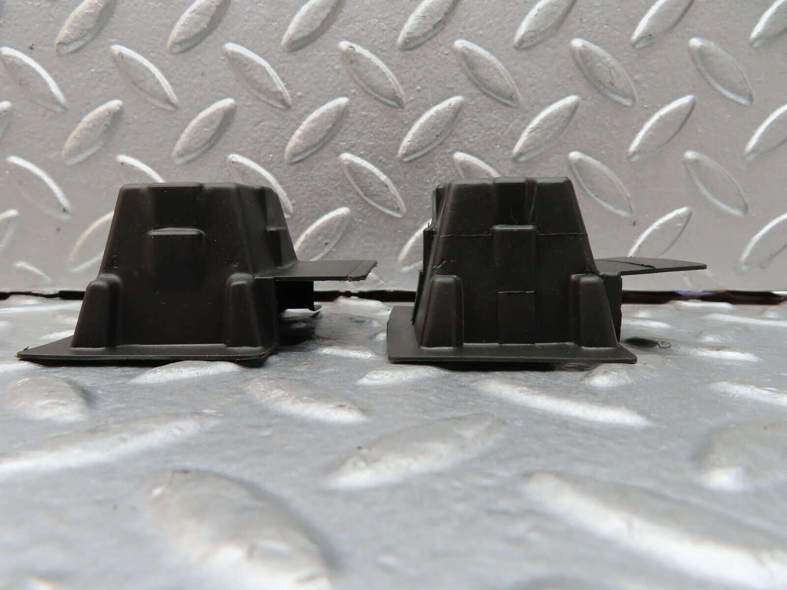 18507 Mercedes-Benz W116 450SEL Rear Window Switch Plastic Pocket 1098210665