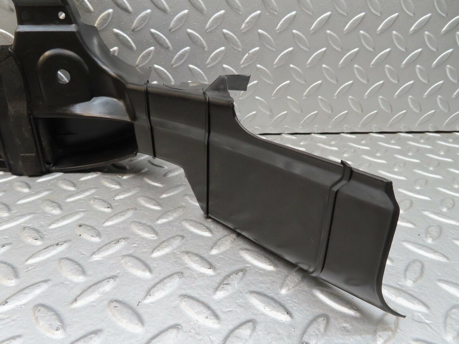 14874 Mercedes-Benz W140 S320 Engine Bay Cable Channel Right Side 1408200812