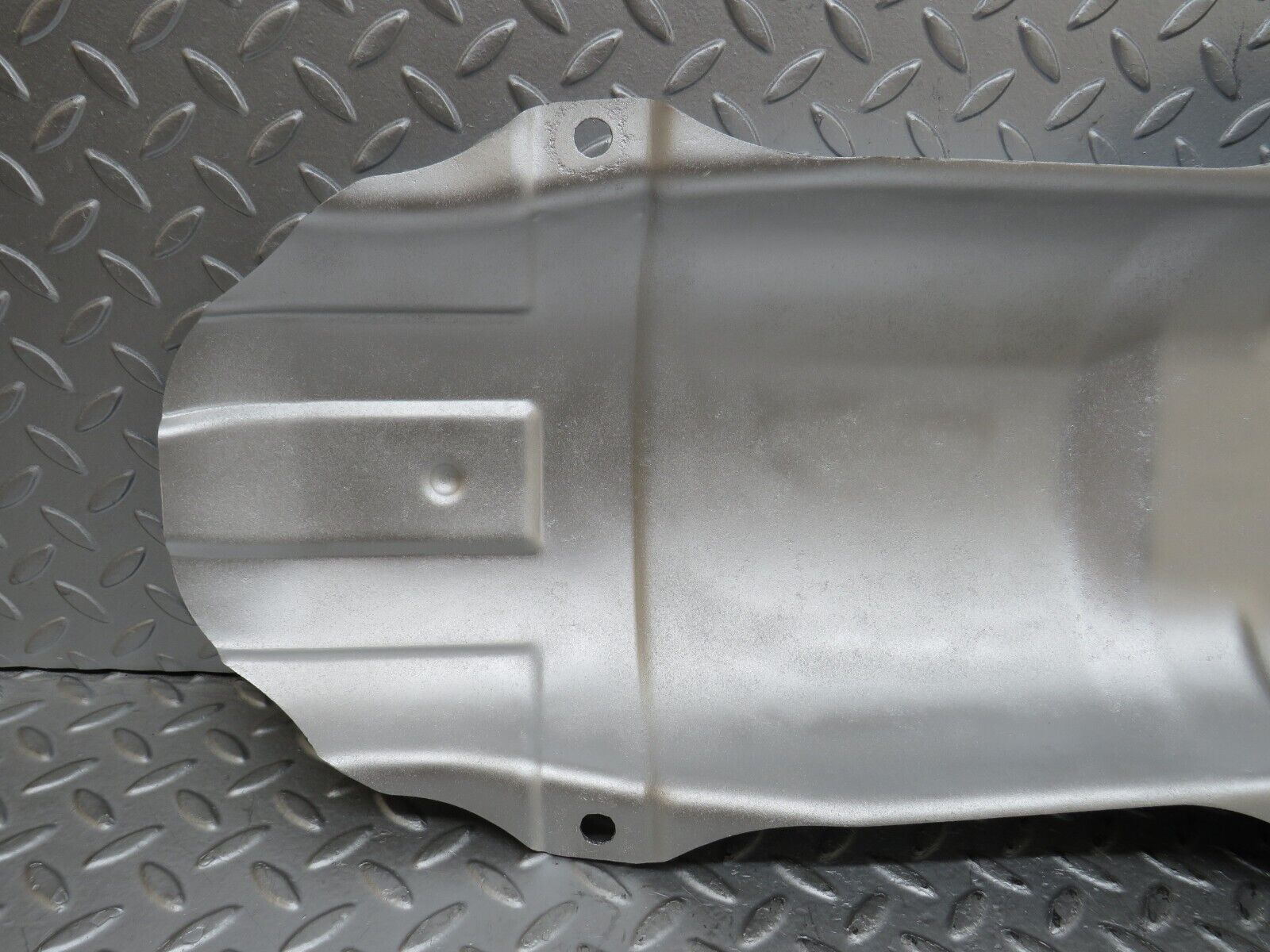 36373 Mercedes-Benz W126 420SE Exhaust Heat Shield