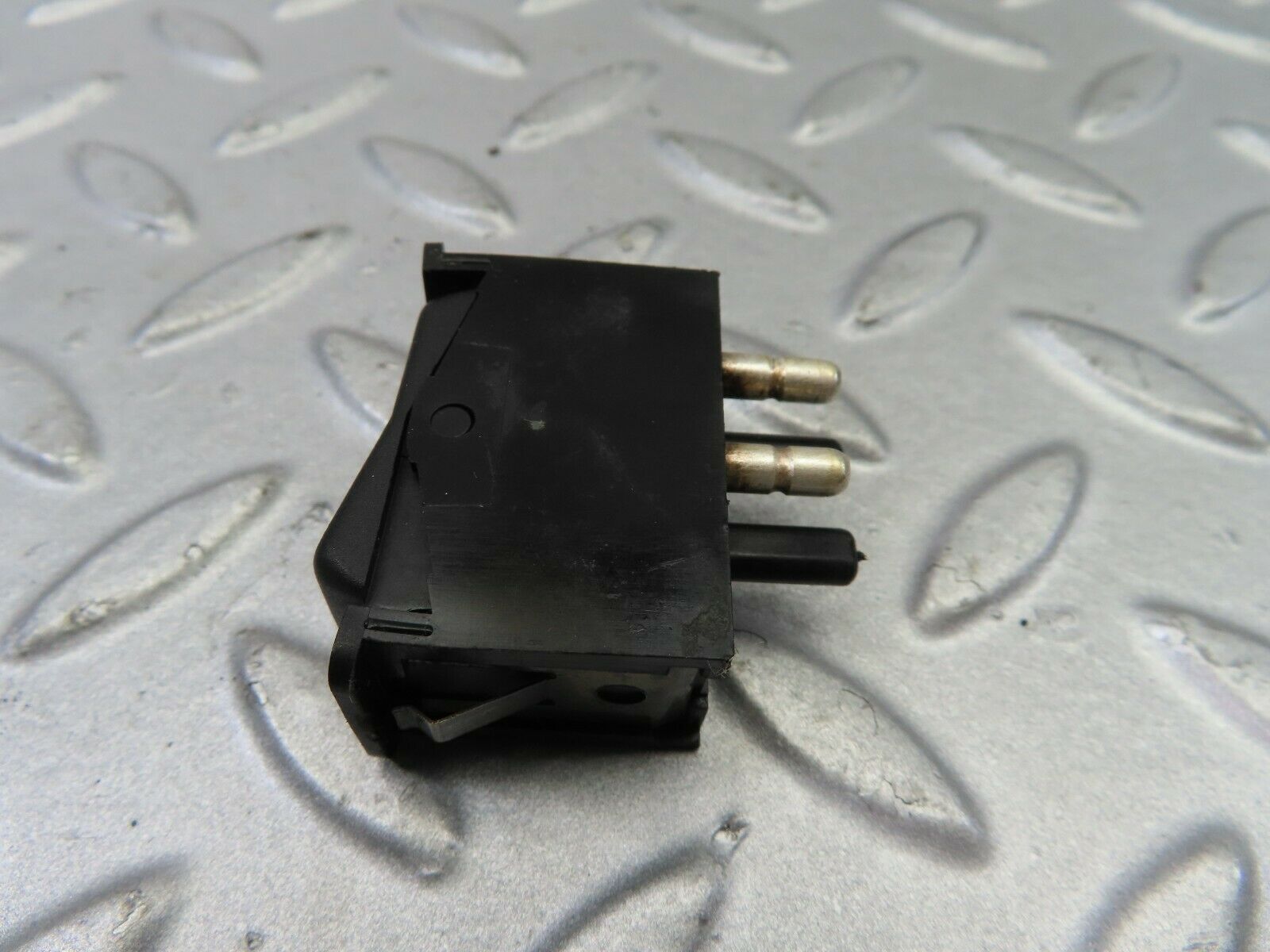 7472 Mercedes-Benz W116 450SE Switch