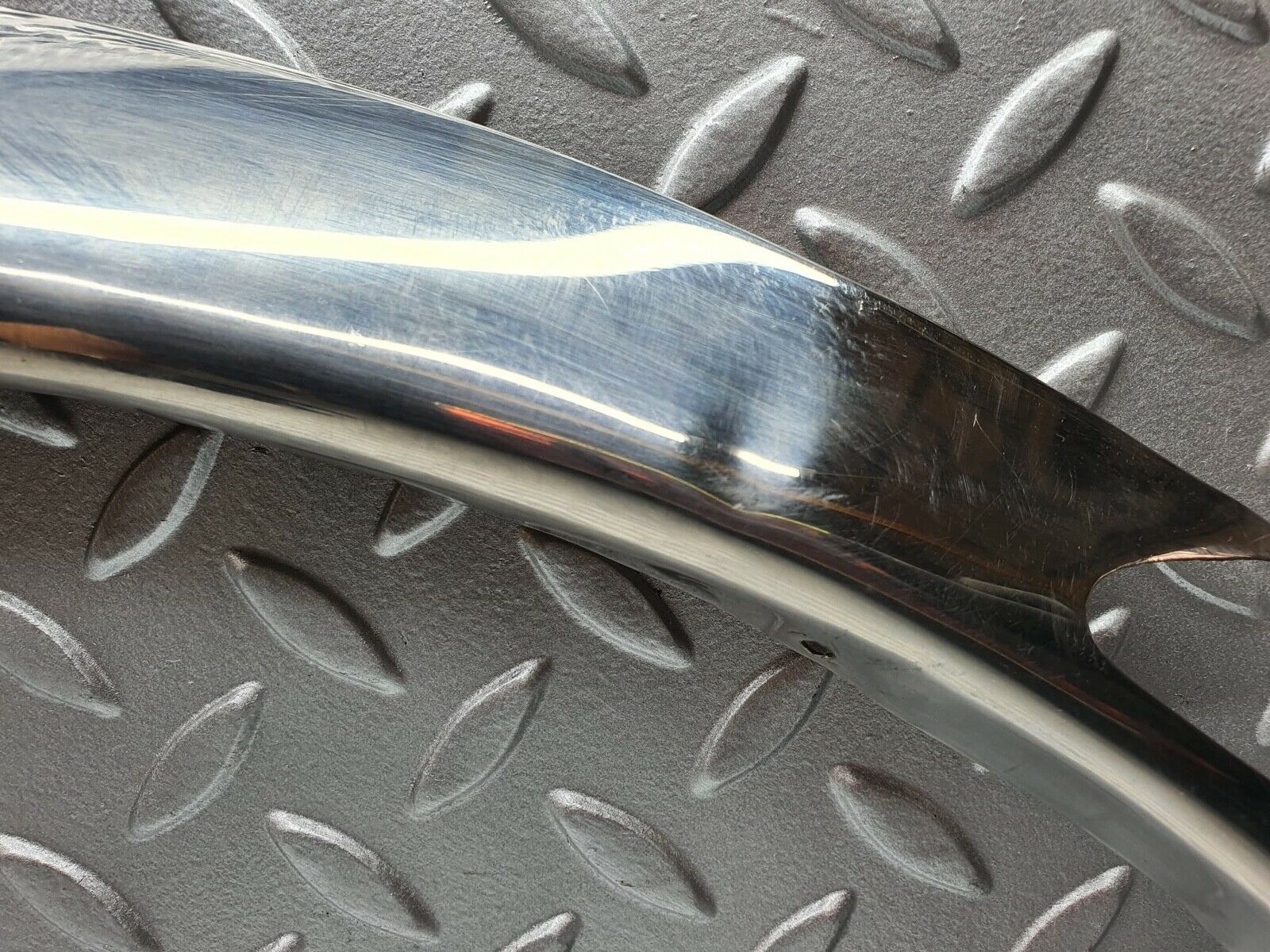 0141 Mercedes-Benz W116 350SE Rear Left Chrome Wheel Arch Trim