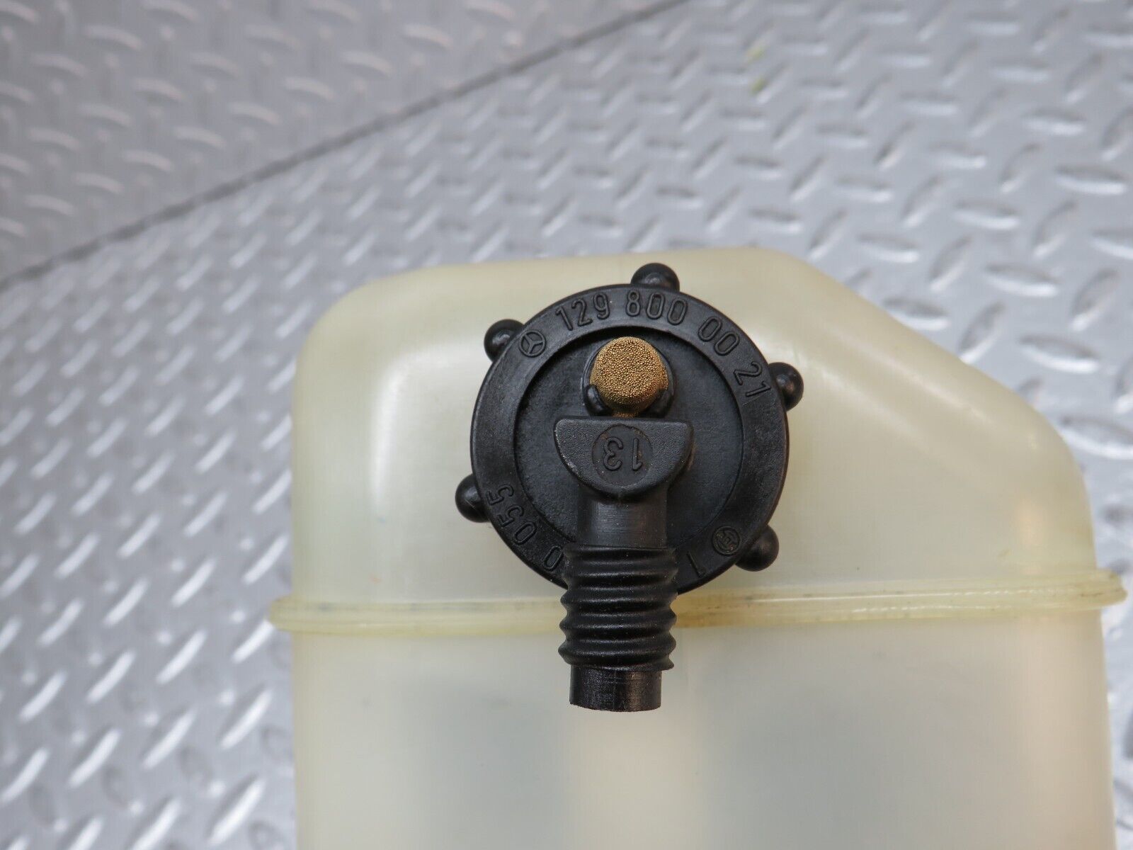 37967 Mercedes-Benz A124 320E Cabriolet Roof Top Hydraulic Pump Motor Bosch 1248002348 0542020007