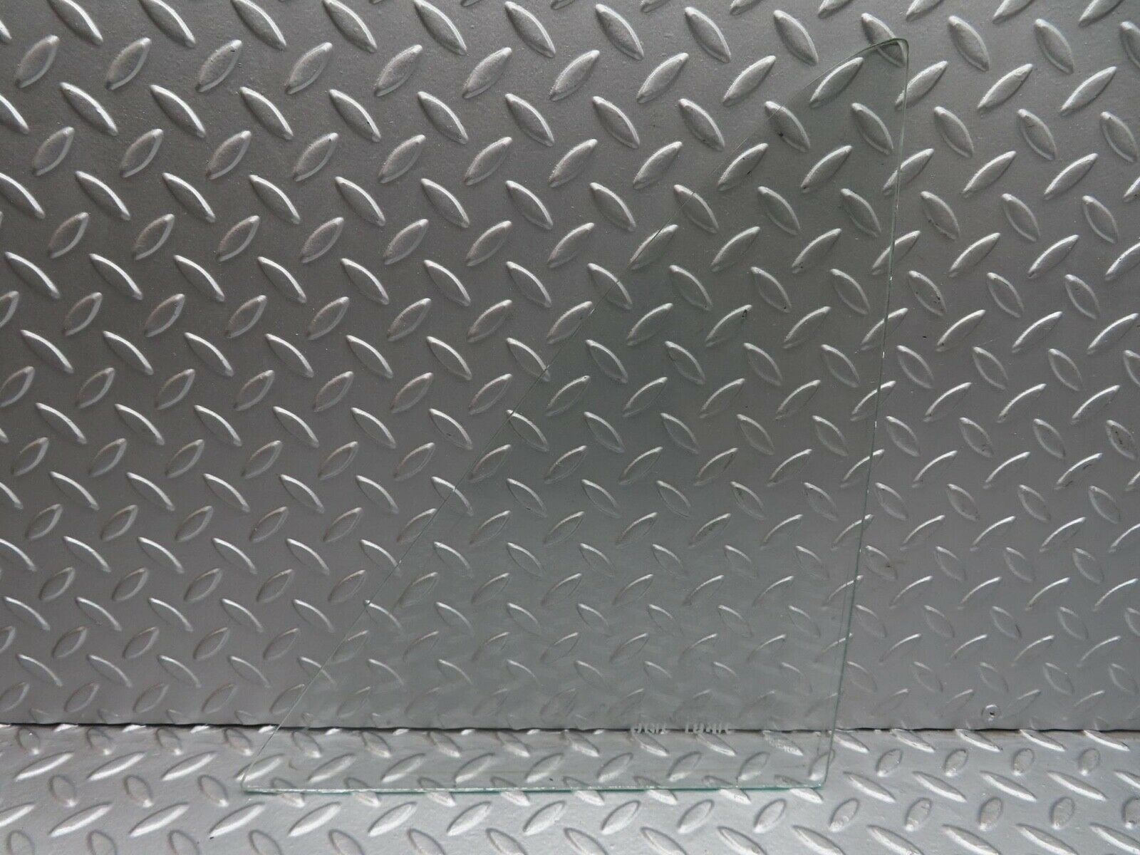 12387 Mercedes-Benz W108 280SE 3.5 Rear Right Quarter Window Glass