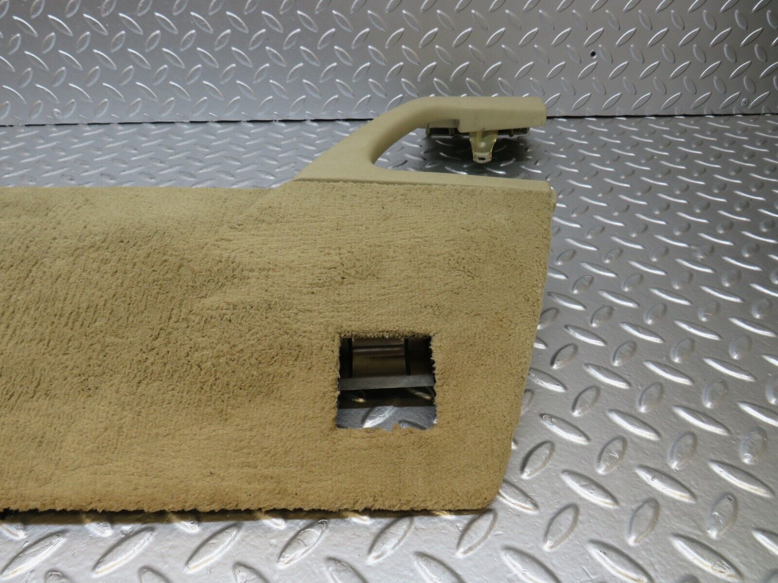 25102 Mercedes-Benz R129 Front Left Door Handle Panel Beige 1298100154