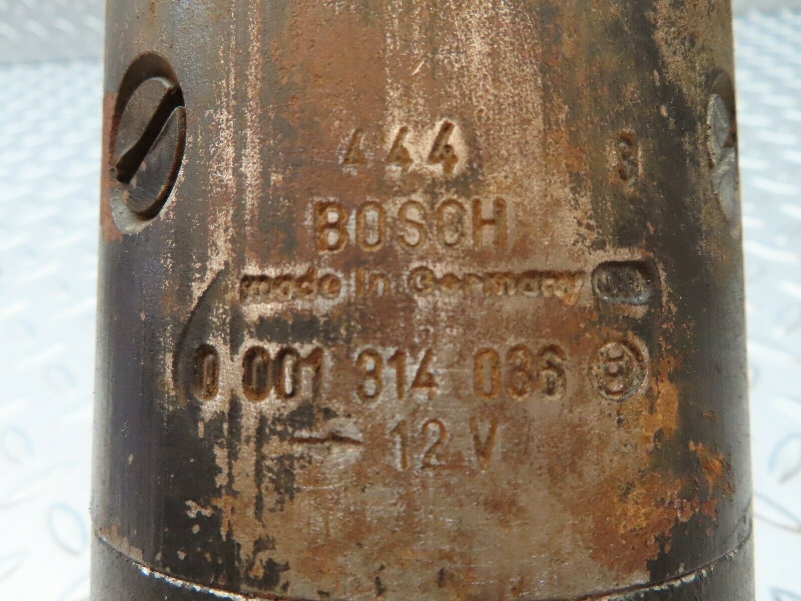 4438 Mercedes-Benz W123 230E Starter Motor Bosch 1005823097