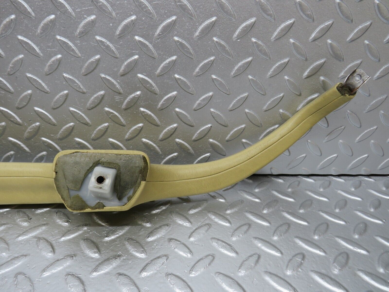 34287 Mercedes-Benz C126 380SEC Coupe Right Door Handle Arm Rest