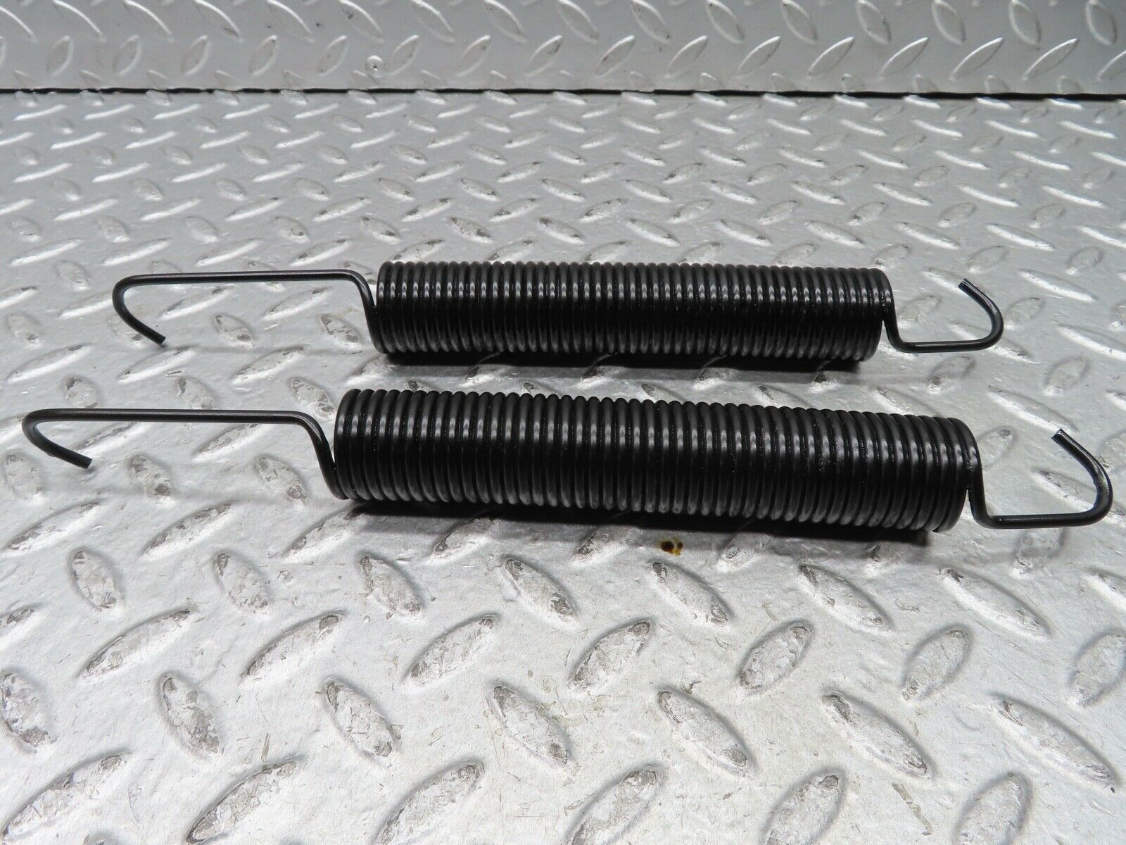 19682 Mercedes-Benz C140 CL420 Coupe Trunk Lid Hinge Spring Pair