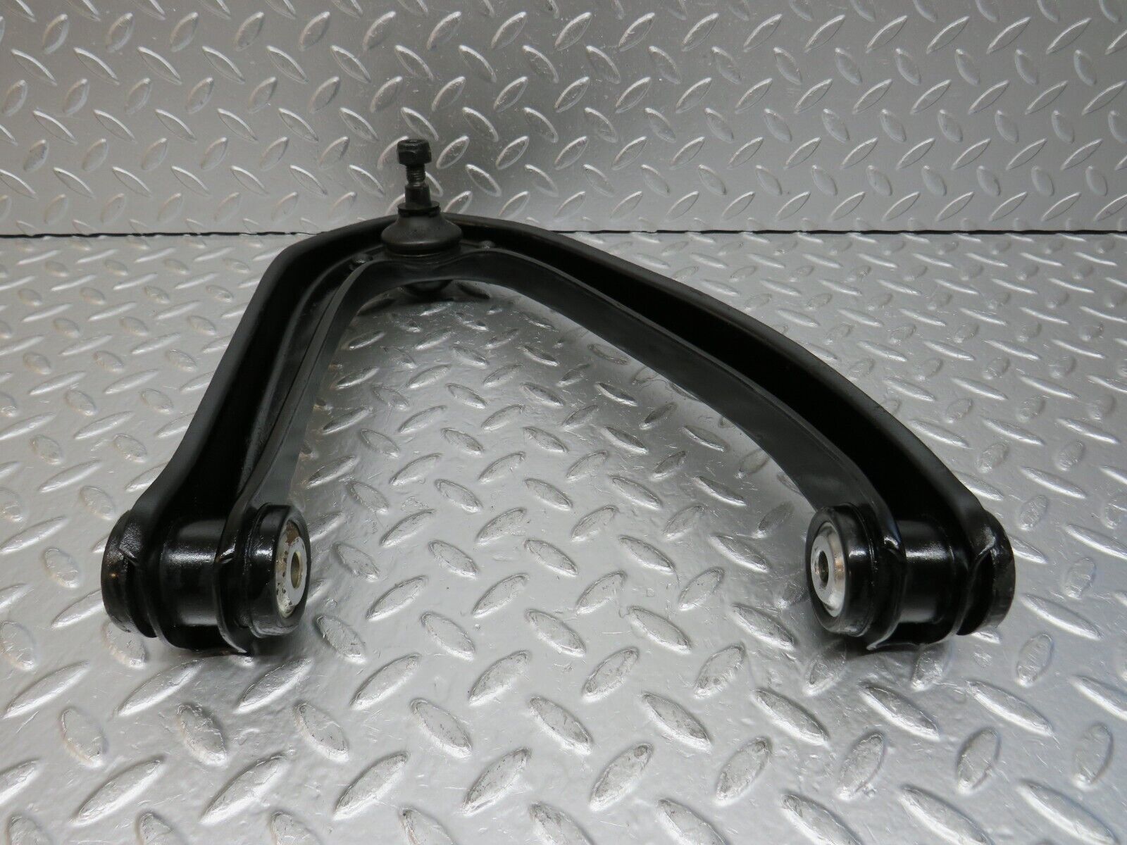 0812 Mercedes-Benz C107 350SLC Coupe Upper Control Arm Front Right