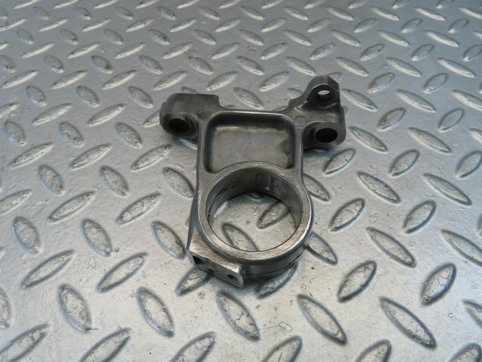 10963 Mercedes-Benz W115 220D Engine Camshaft Tower Bearing 6210511216