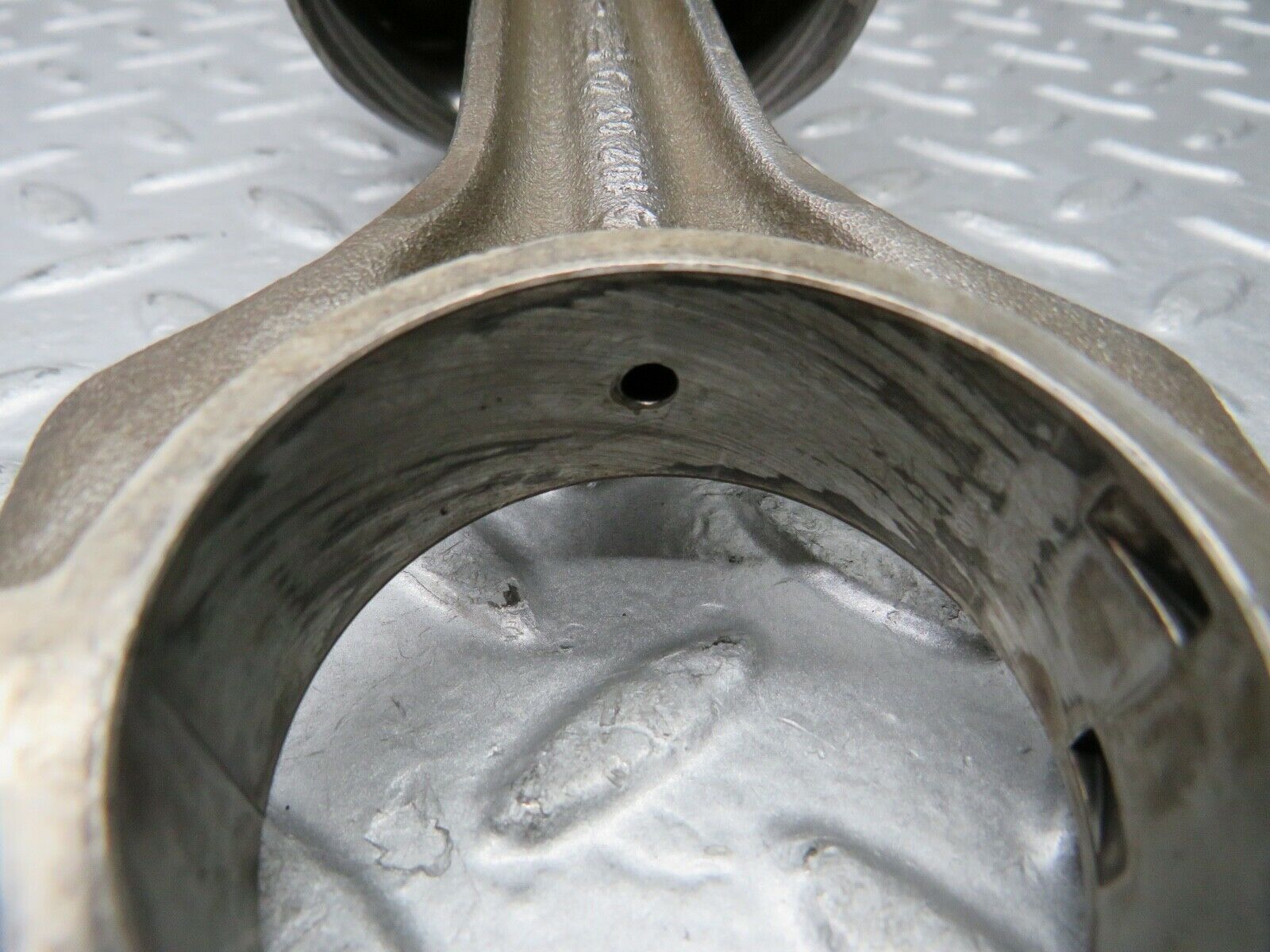 21745 Mercedes-Benz W126 300SE Piston With Connecting Rod 88.475 mm