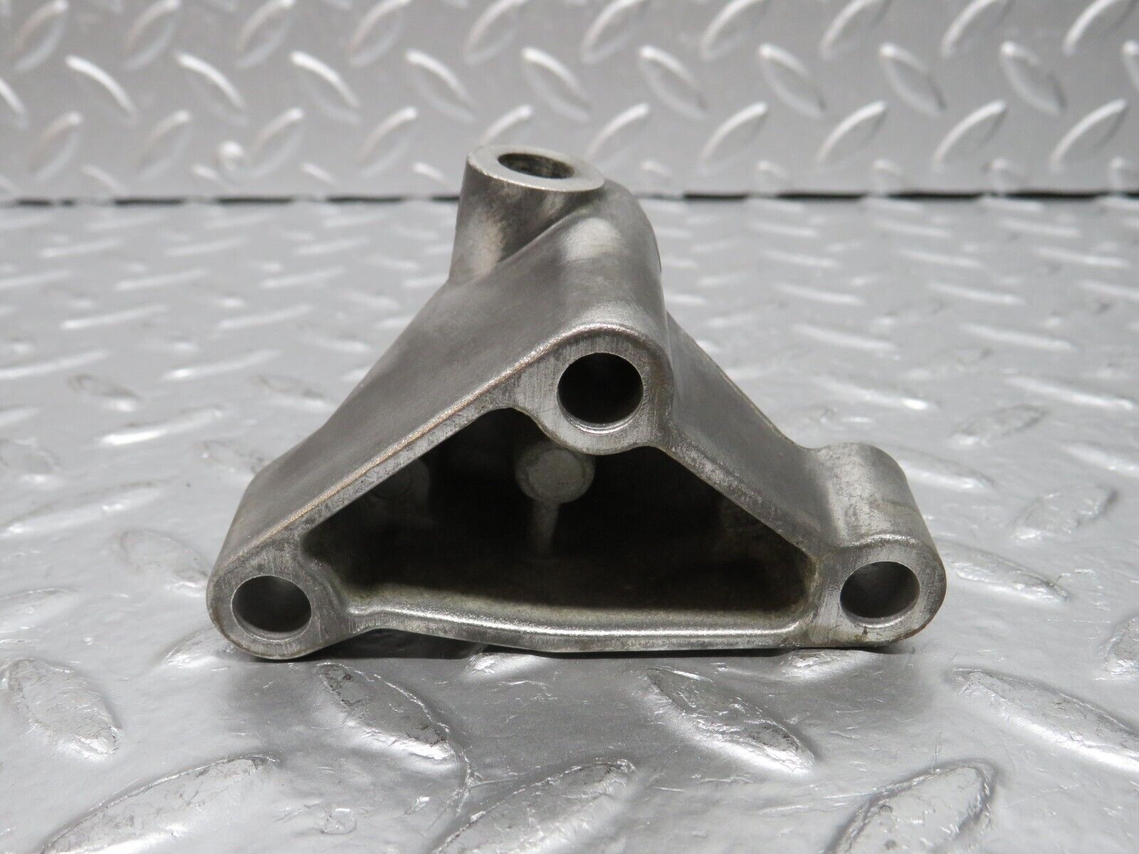 30429 Mercedes-Benz W124 230E Alternator Generator Support 1021550835