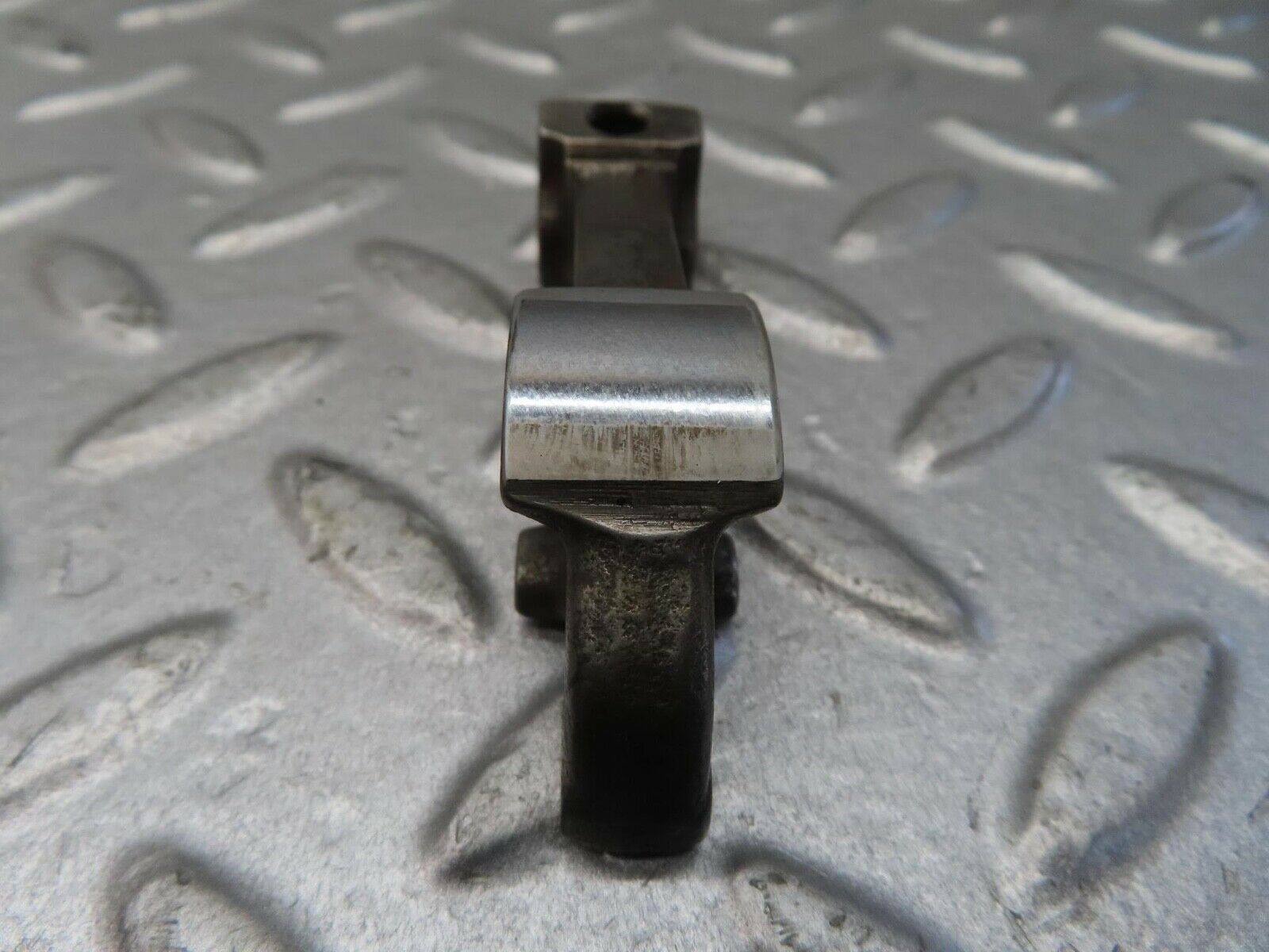 13377 Mercedes-Benz W111 230S Valve Rocker Arm With Retaining Spring