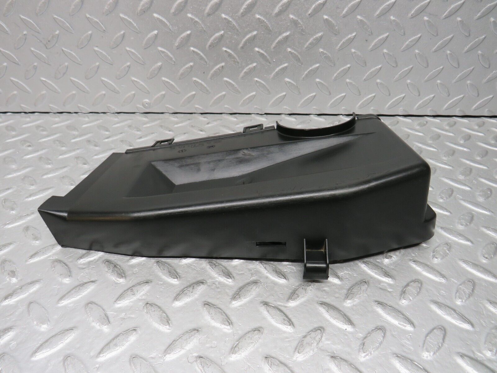 37776 Mercedes-Benz A124 320E Cabriolet Air Intake Housing Cover 1245280610