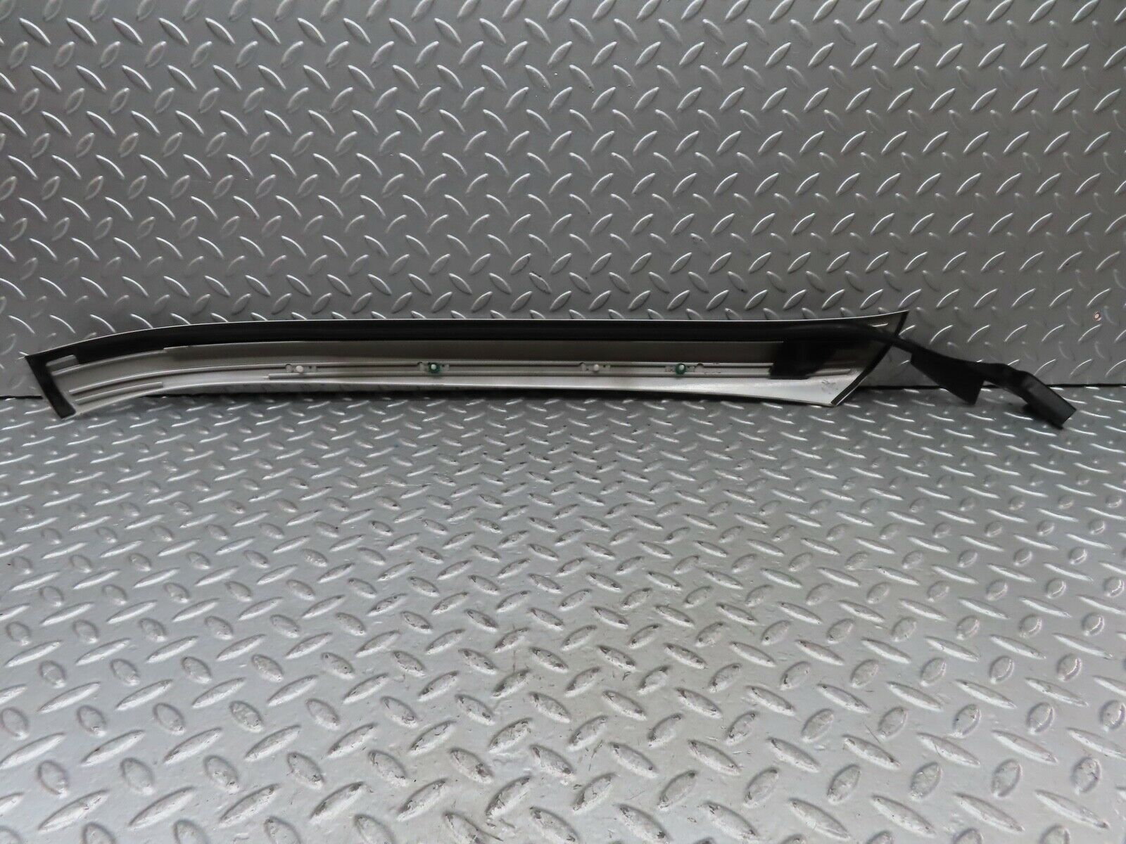 19495 Mercedes-Benz C140 CL420 Coupe A Pillar Exterior Cover Right Side