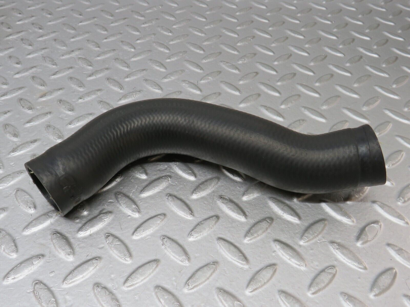 36284 Mercedes-Benz W126 420SE Radiator Hose Pipe 1265014782 1265014682