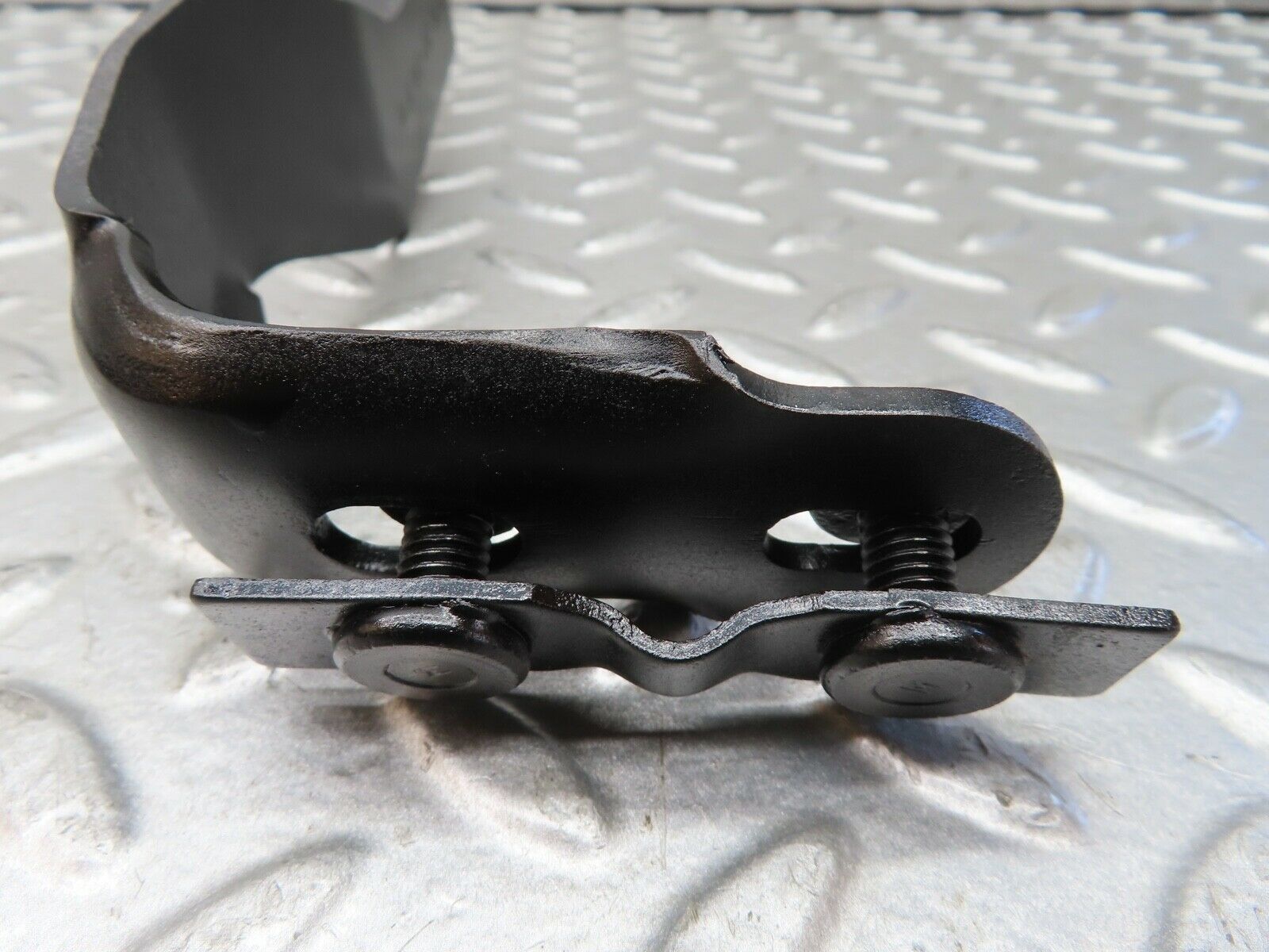 19457 Mercedes-Benz C140 CL420 Coupe Exhaust Bracket Pair 1404923341