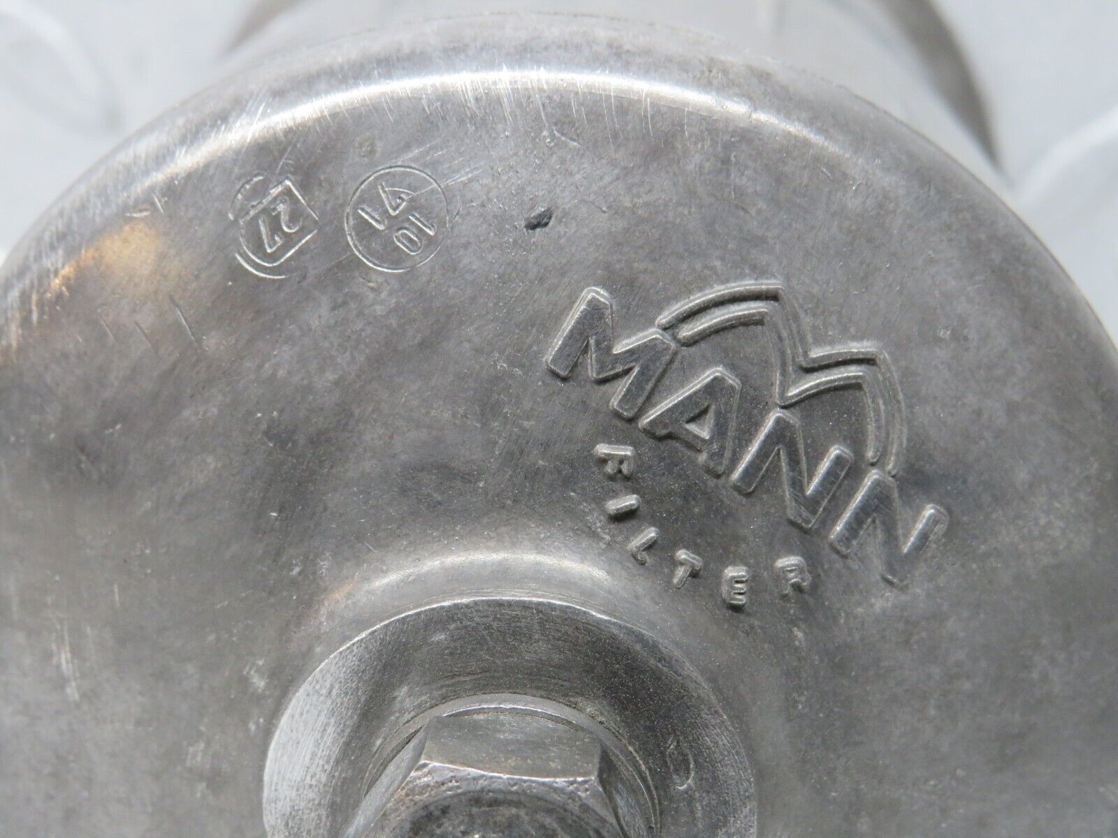 37644 Mercedes-Benz W109 300SEL Oil Filter Housing