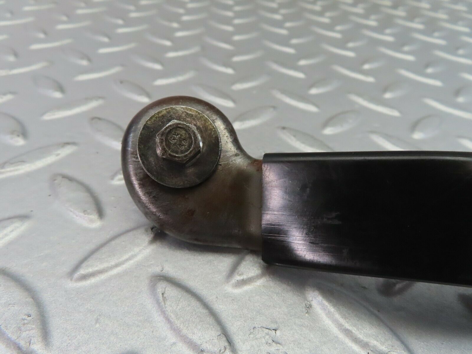 7345 Mercedes-Benz W116 450SE Seat Belt Runner Right