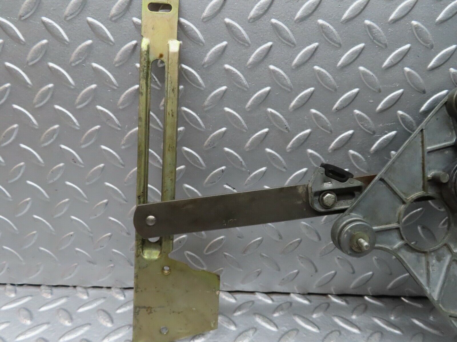 18782 Mercedes-Benz W116 Rear Left Power Window Regulator 1167300346