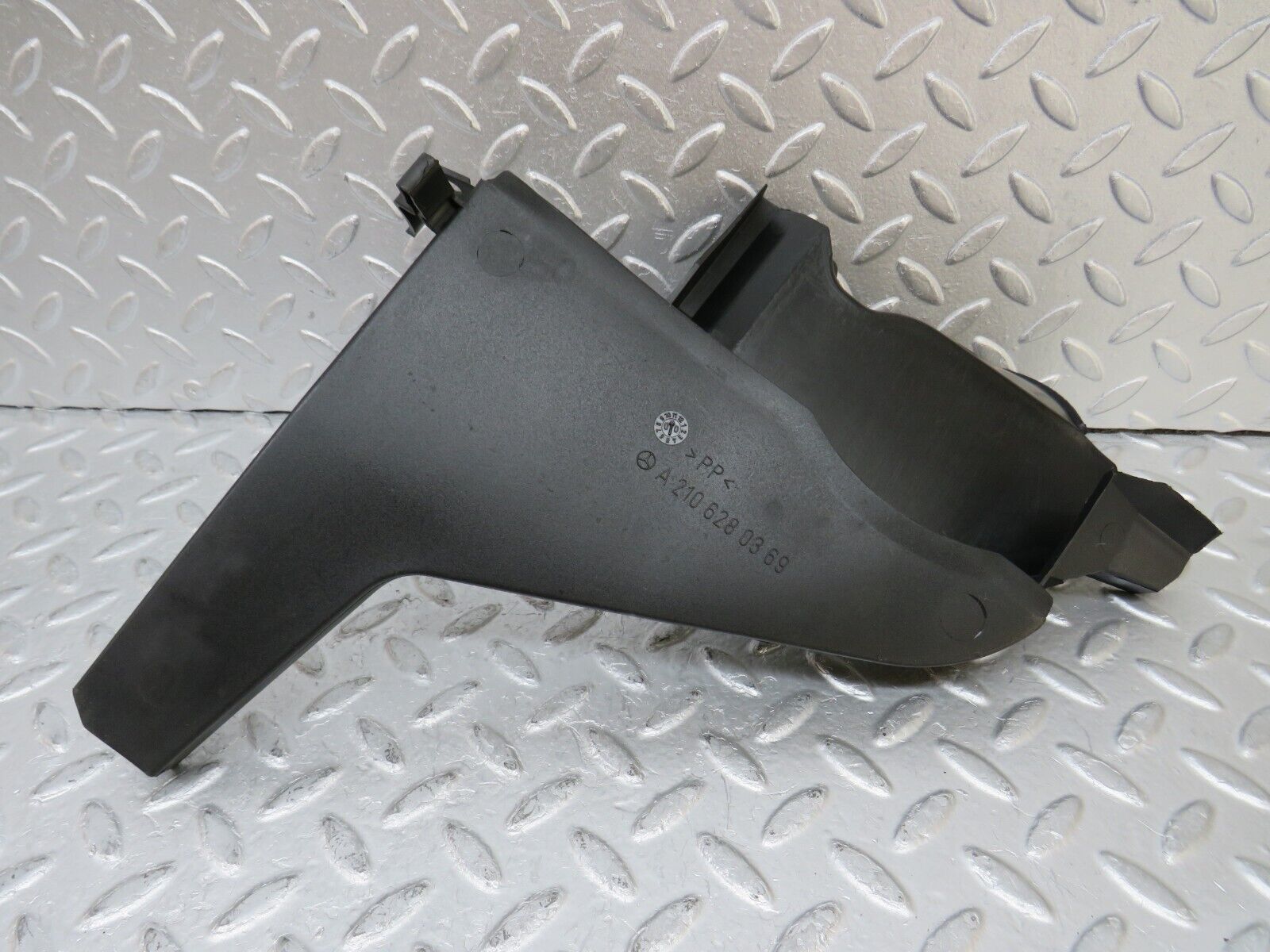 34996 Mercedes-Benz W210 320E Water Drain Pair 2106280369 2106280469