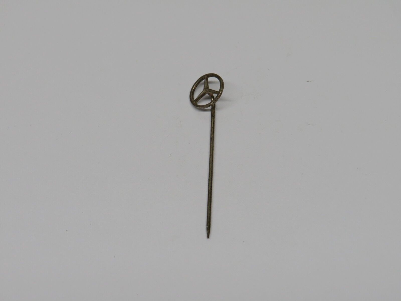 37509 Mercedes-Benz Vintage Lapel Pin Badge