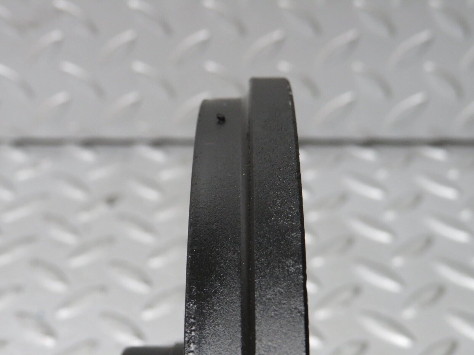 32909 Mercedes-Benz W123 300D Crankshaft Vibration Damper 365R11580