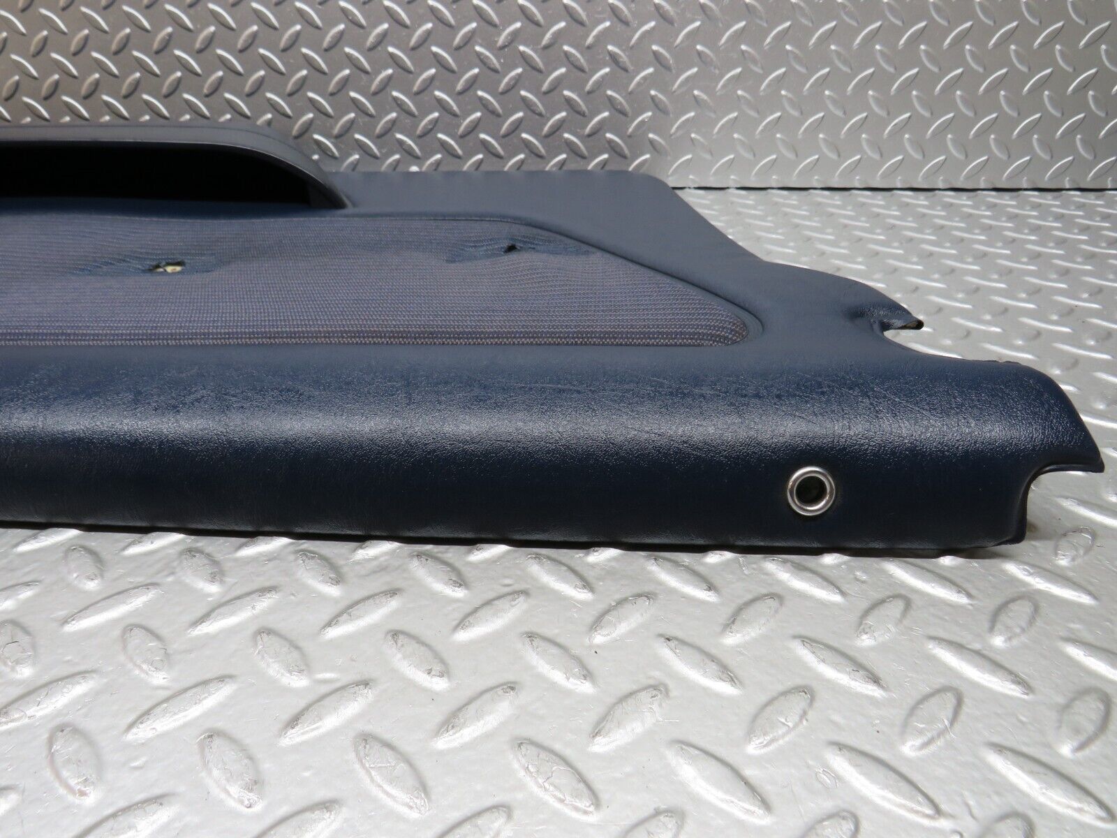 26765 Mercedes-Benz W123 240D Front Left Door Card Blue