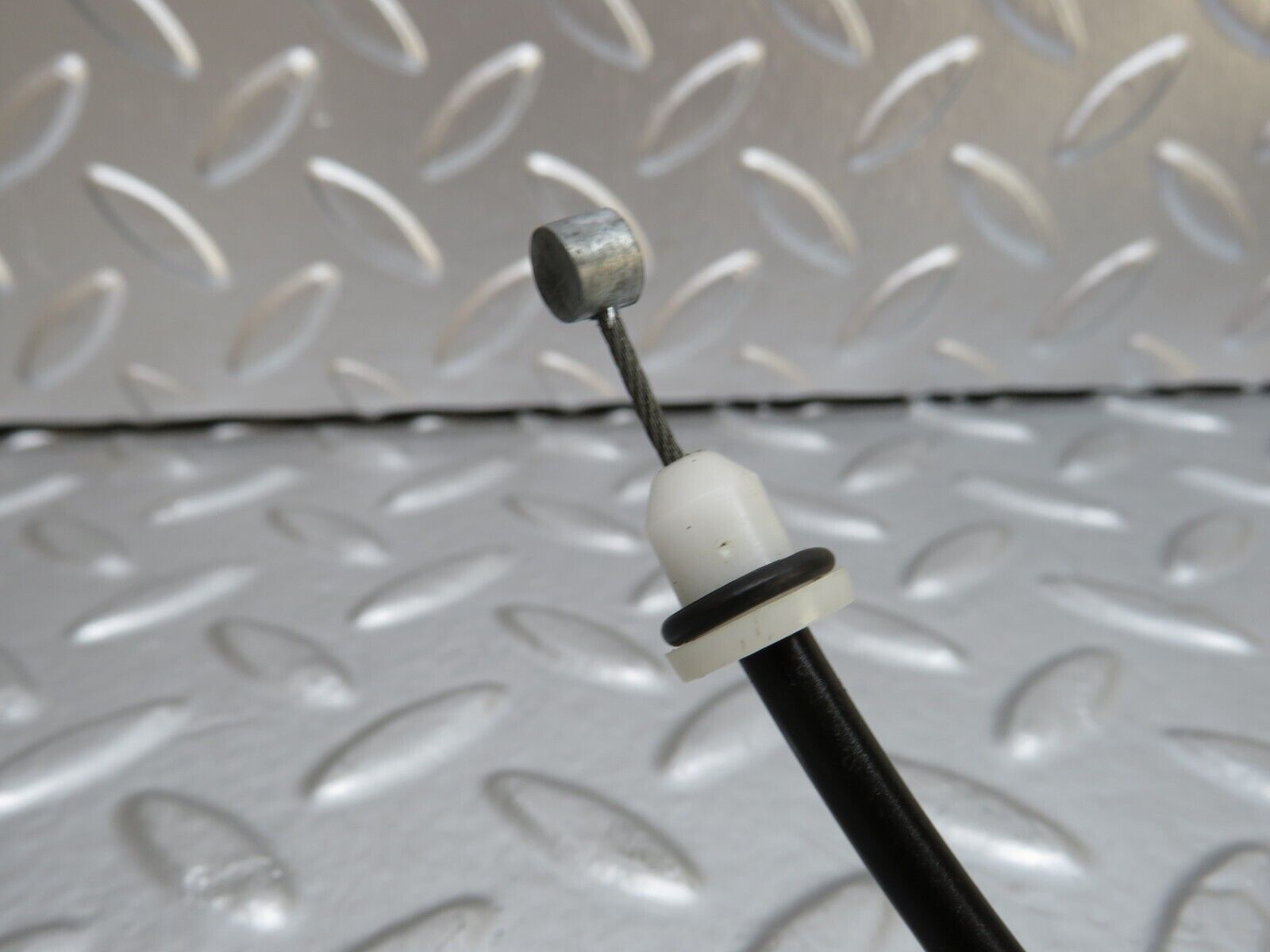 25758 Mercedes-Benz W124 280E Parking Brake Pedal 1244270736 1244270801