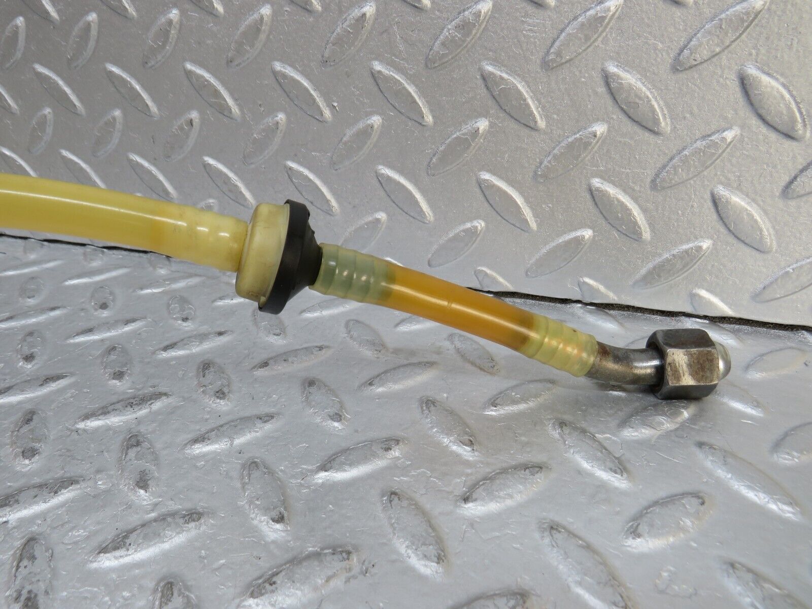 37160 Mercedes-Benz C126 420SEC Coupe Brake Servo Pipe