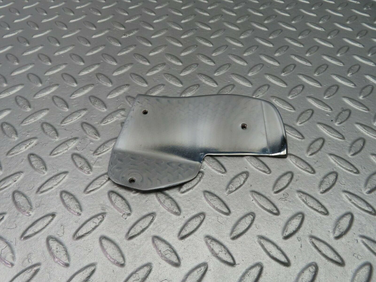 9915 Mercedes-Benz C123 230CE Coupe Right Door Chrome Cover