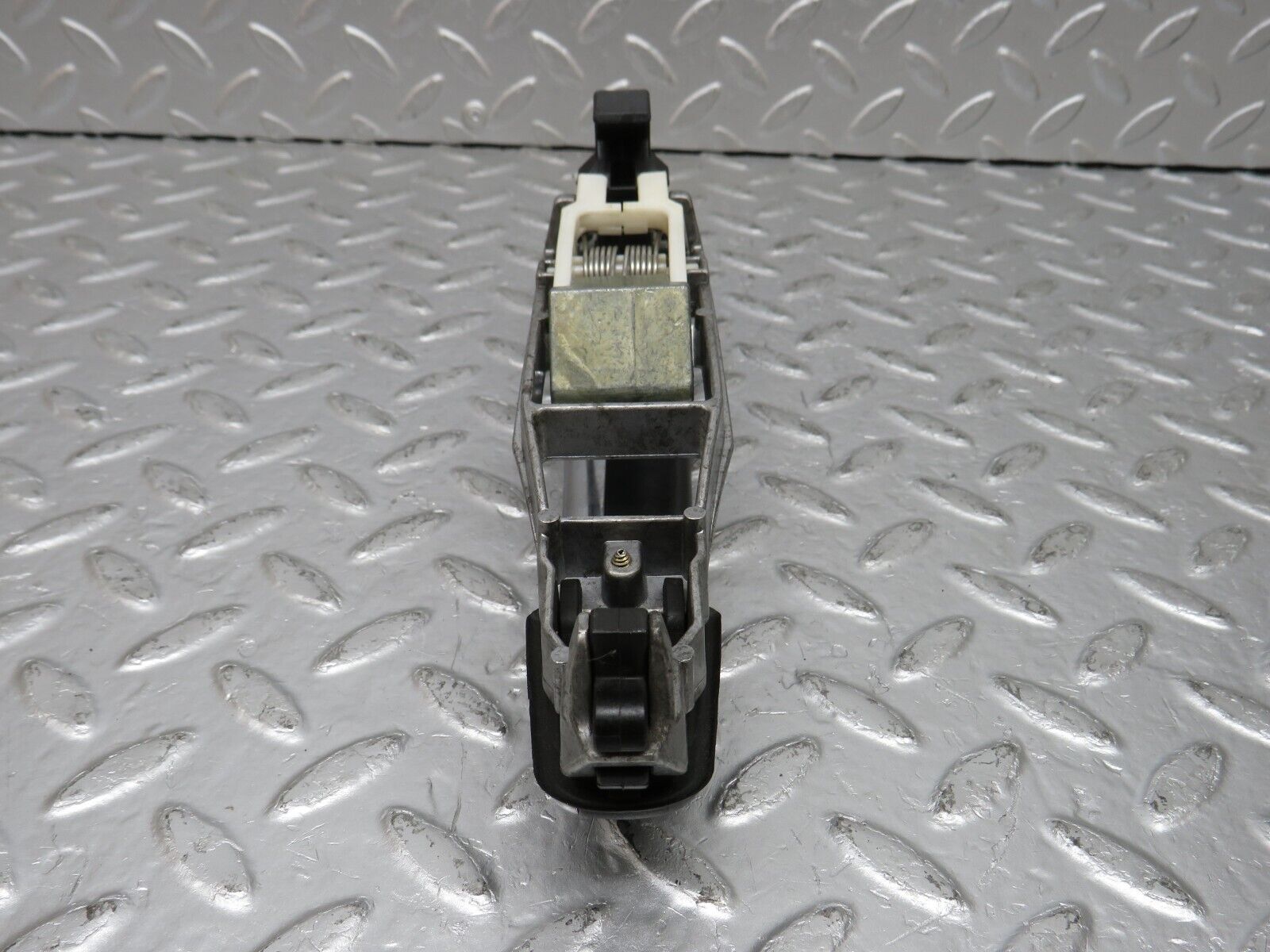 33420 Mercedes-Benz W202 C180 Rear Right Exterior Door Handle