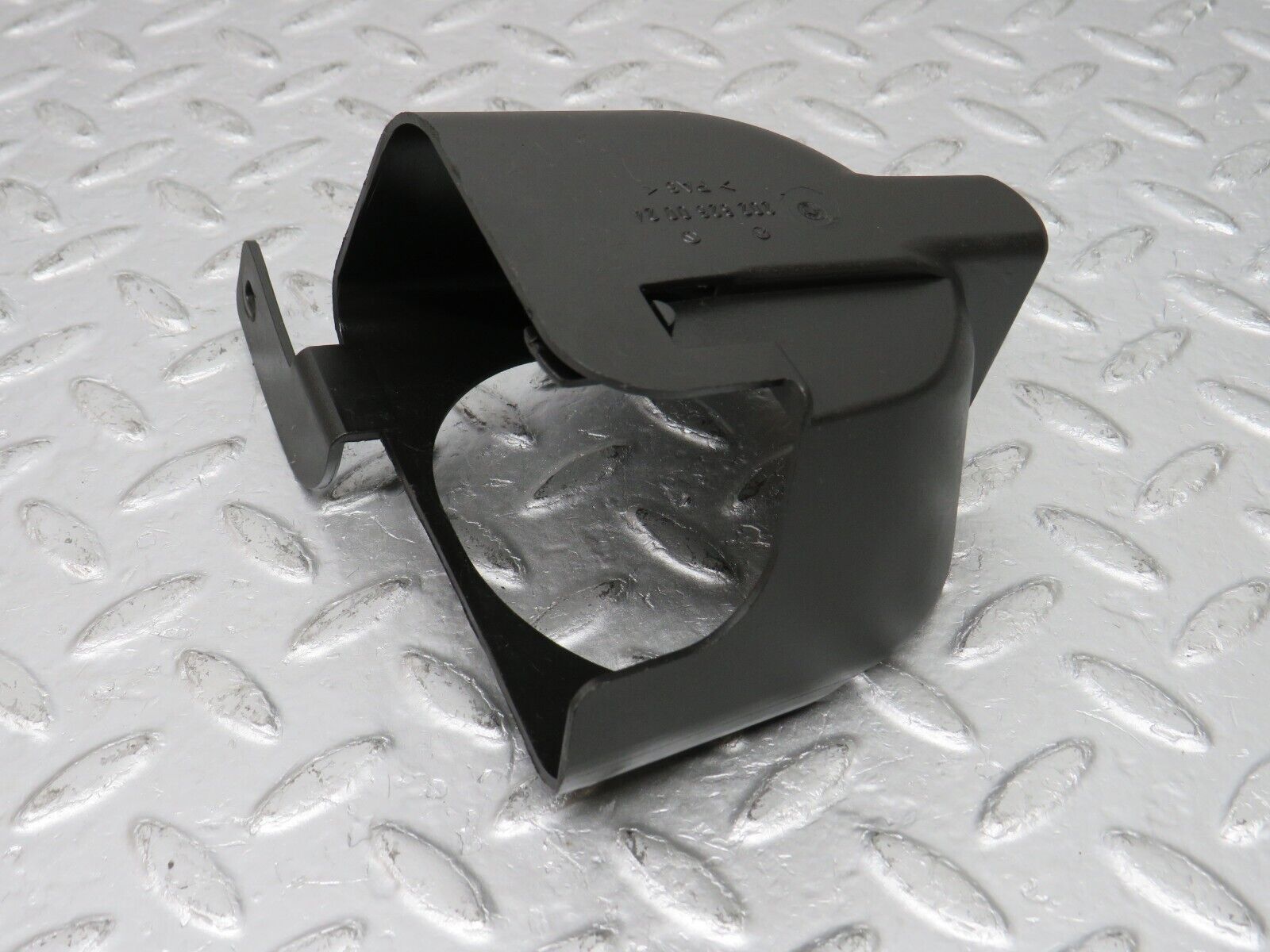 33293 Mercedes-Benz W202 C180 Horn Surround Cover 2028260024