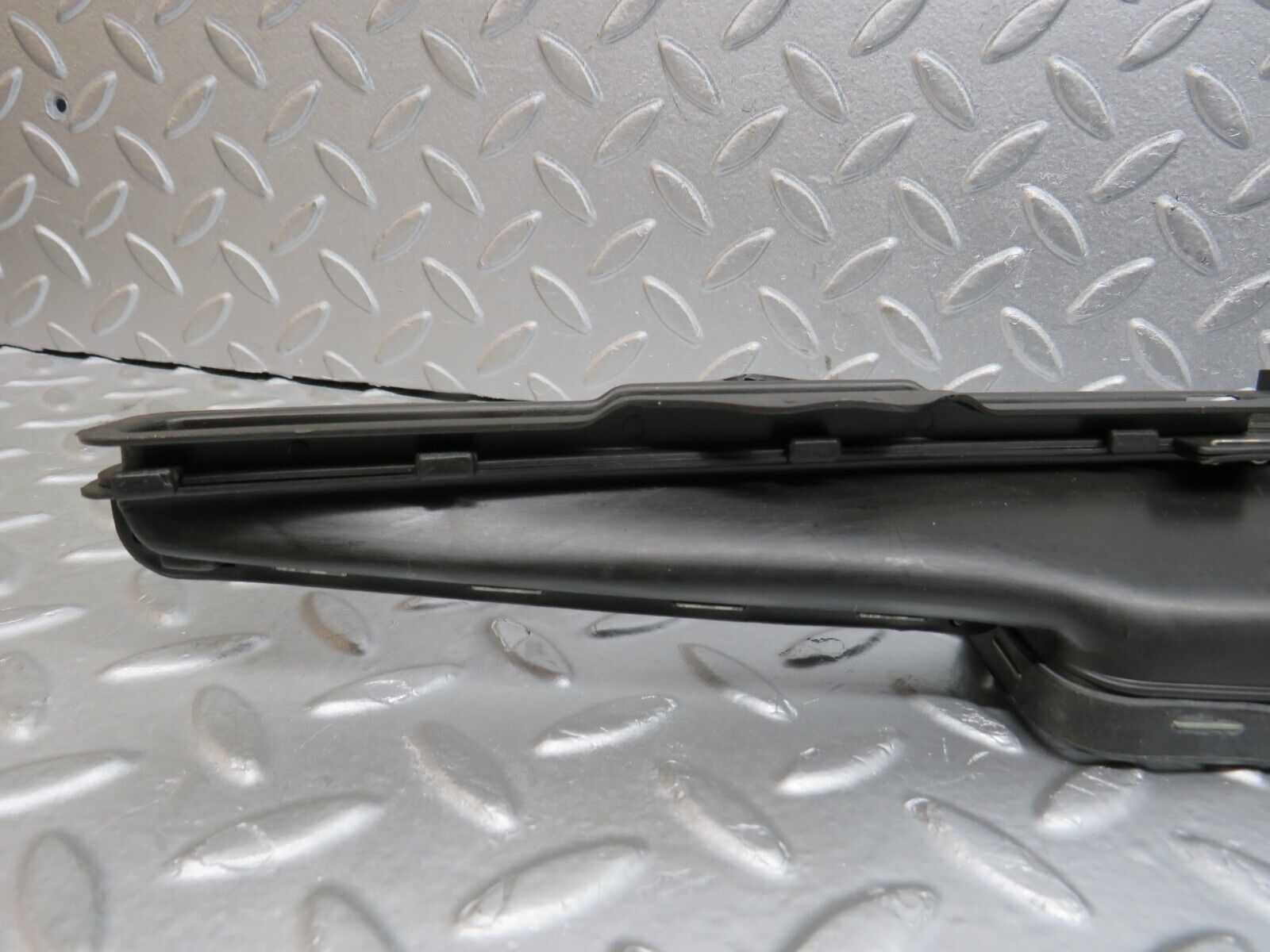 39786 Mercedes-Benz R129 320SL Coupe Dashboard Air Vent Duct 1298300219 1298300119