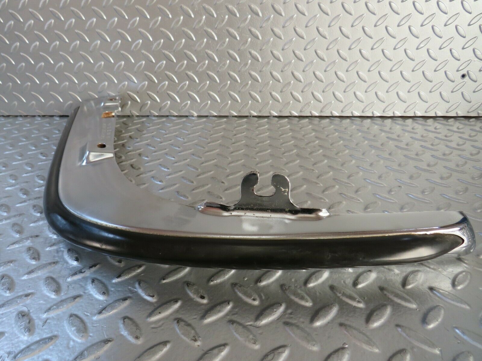 23237 Mercedes-Benz W116 350SE Front Right Upper Bumper Corner 1168800270