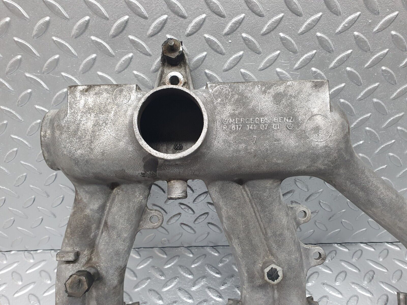 40733 Mercedes-Benz W123 300D Intake Manifold 6171410701