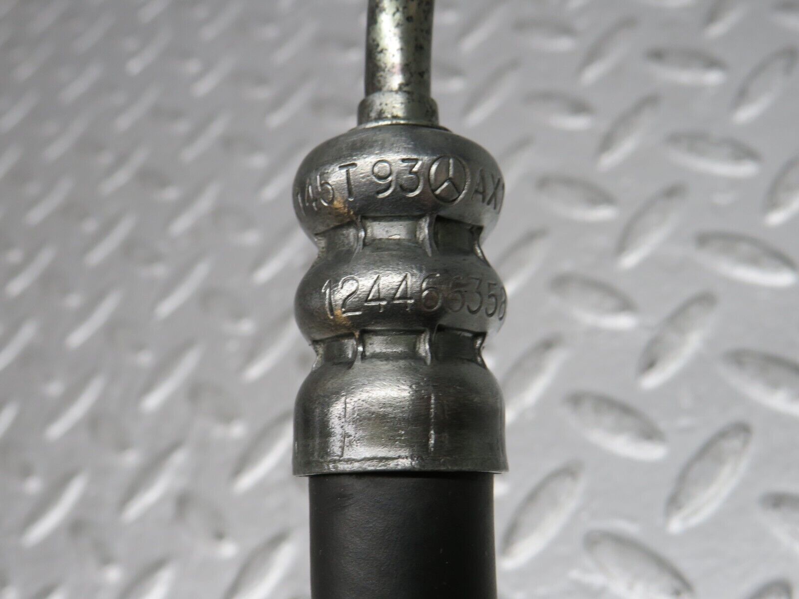 38158 Mercedes-Benz A124 320E Cabriolet Power Steering Hose Pipe 1244663581