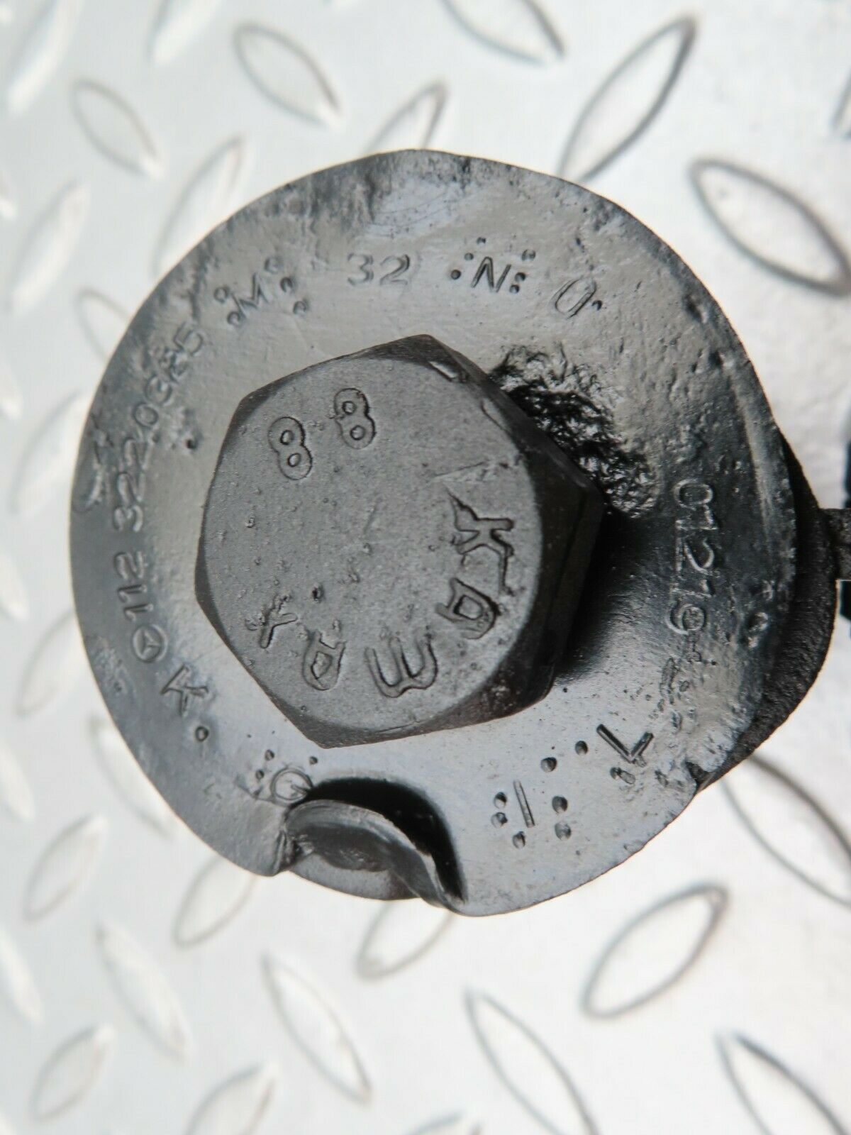 3605 Mercedes-Benz W108 280SE Stabilizer Bar Mounting Front Axle