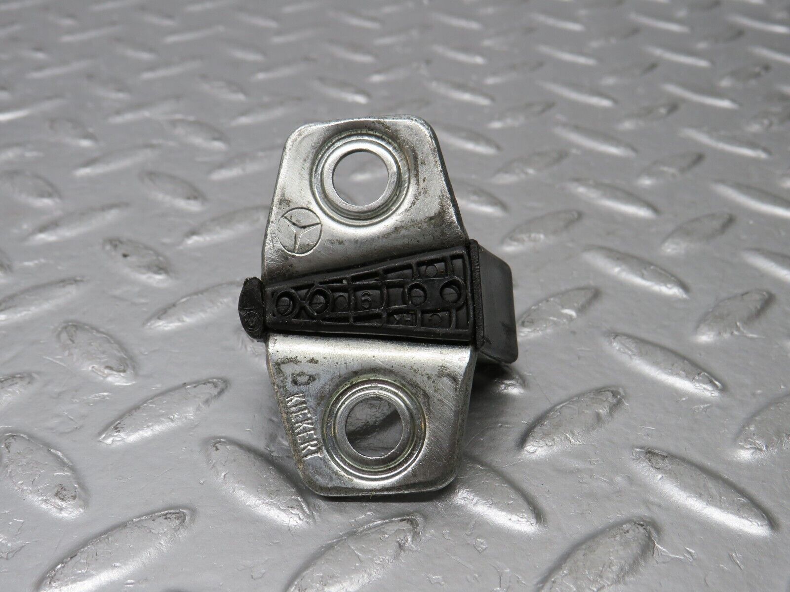 38422 Mercedes-Benz R129 280SL Coupe Door Lock Latch