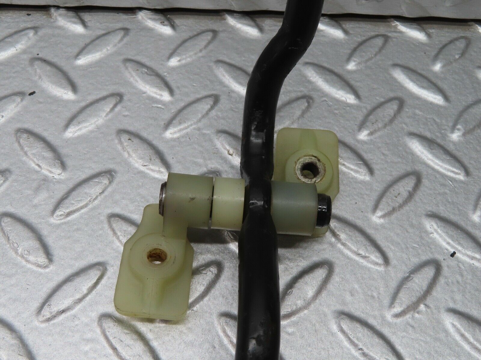 18170 Mercedes-Benz W123 200 Accelerator Pedal Linkage