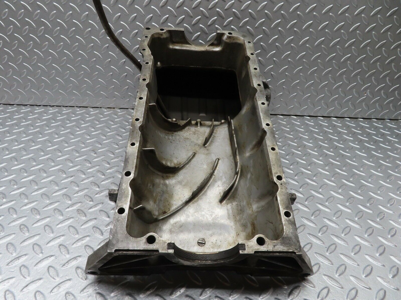 18227 Mercedes-Benz W111 220SE Coupe Oil Pan Oil Sump 1150141402