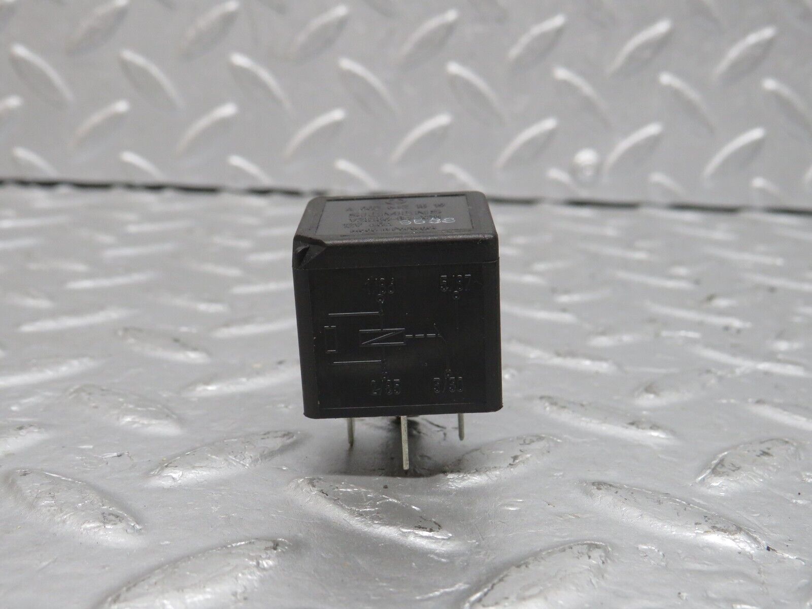 39646 Mercedes-Benz R129 320SL Coupe Multi Purpose Relay 0025421319