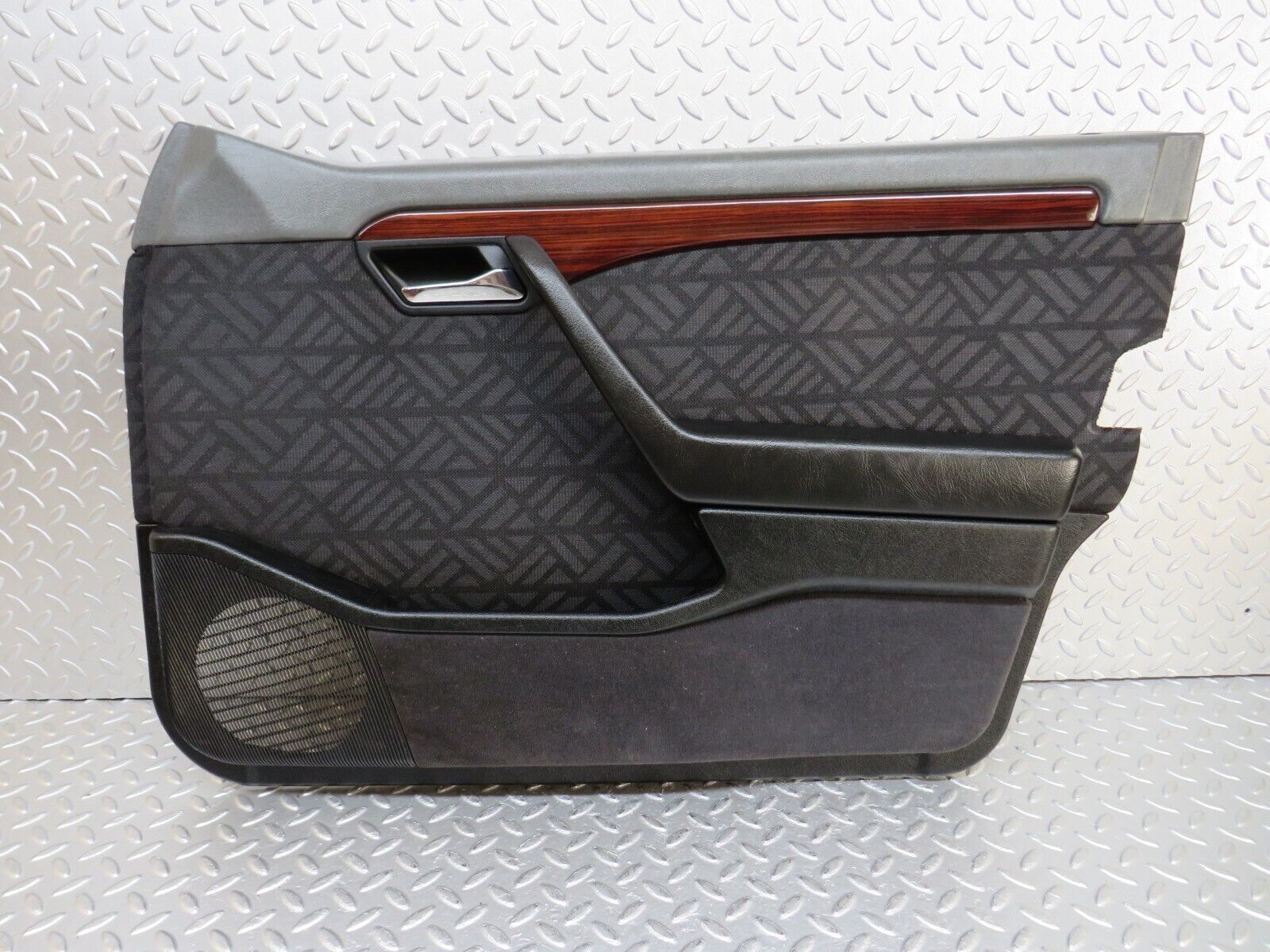 33355 Mercedes-Benz W202 C180 Front Right Door Card 2027202463