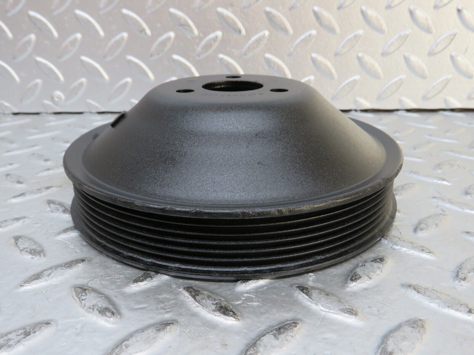 27686 Mercedes-Benz S124 300TE Wagon Power Steering Pump Pulley 2014600479