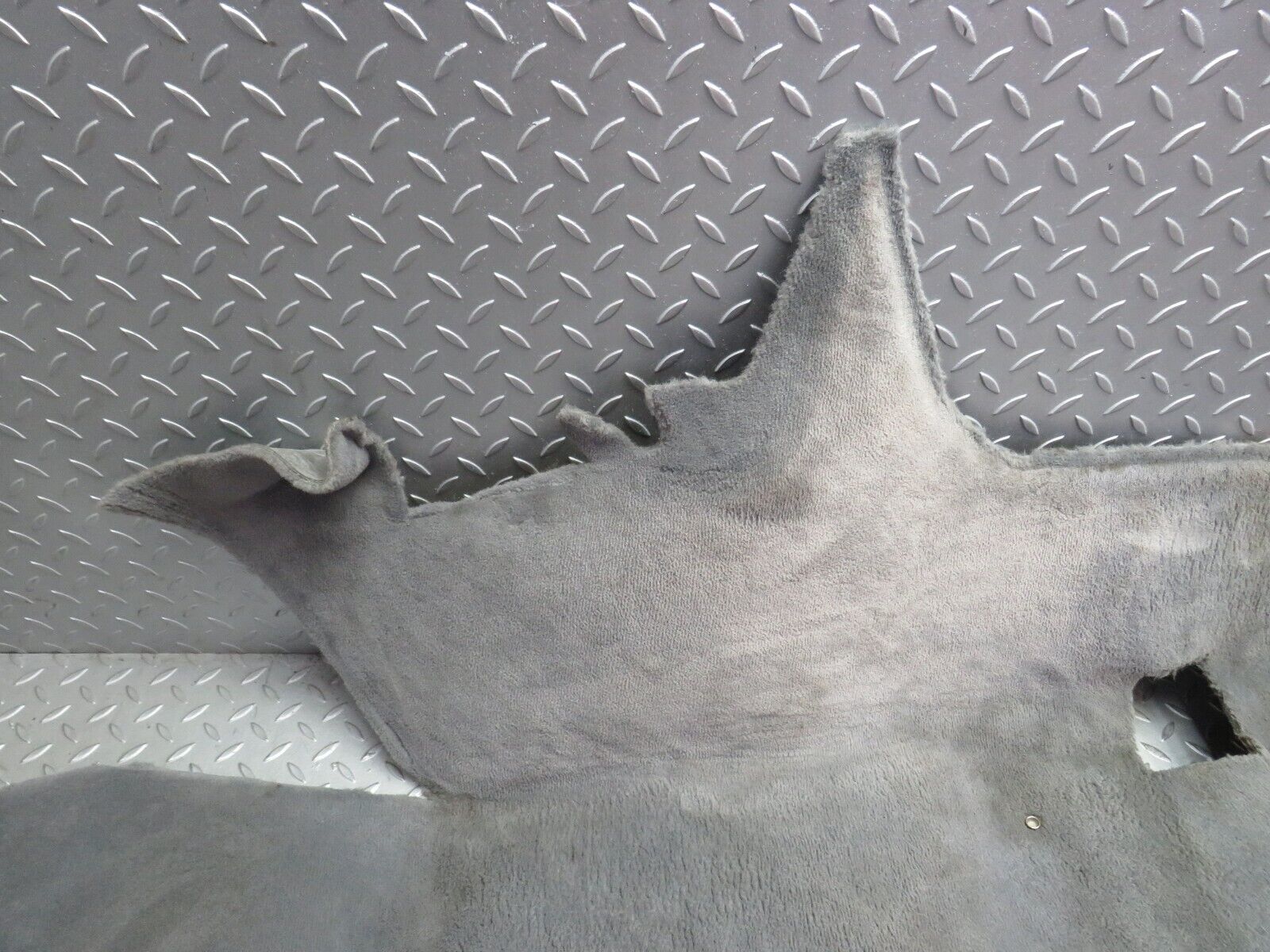 39536 Mercedes-Benz R129 320SL Coupe Front Left Floor Carpet Grey 1296801340