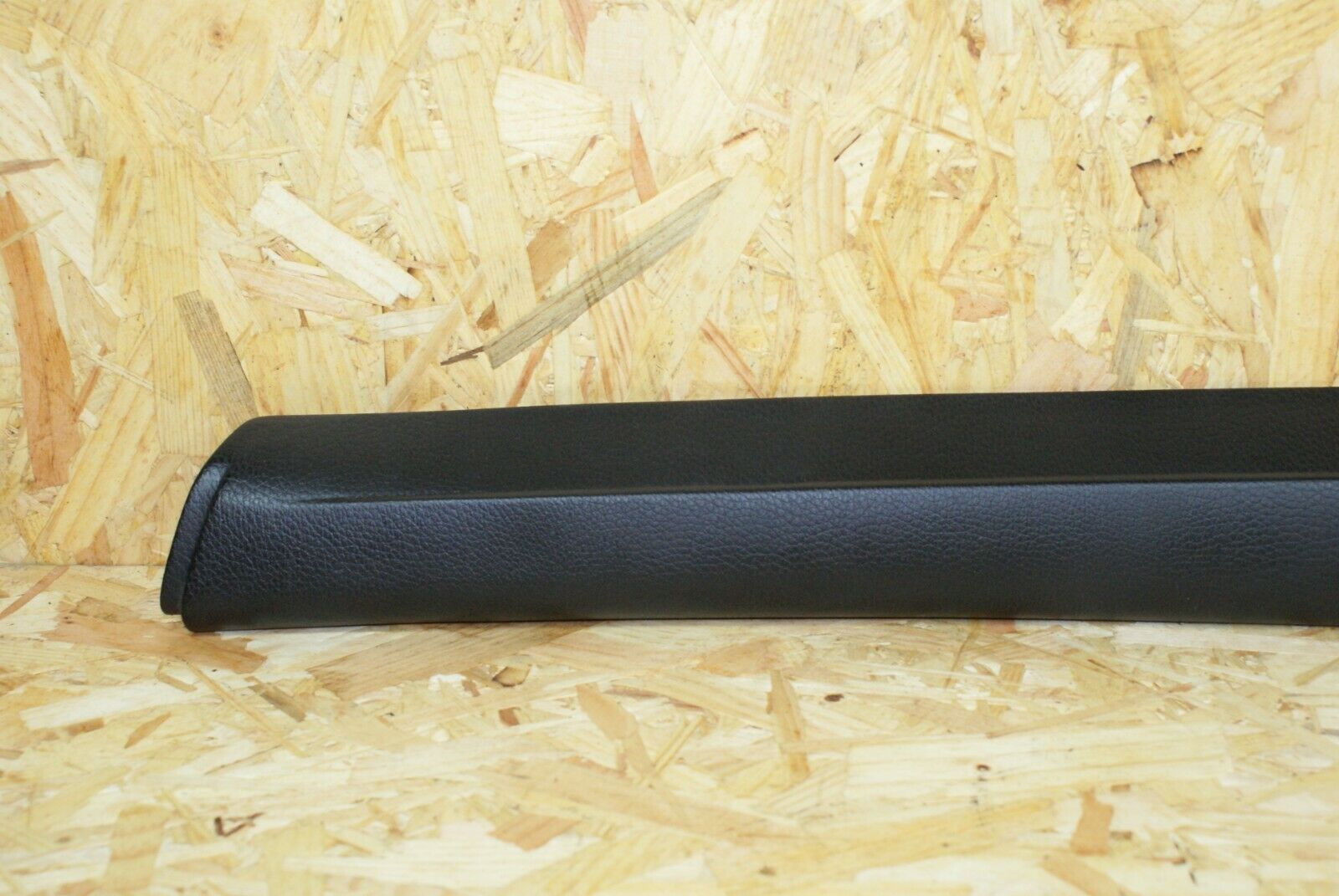 2207 Mercedes-Benz W123 280E Front Left A Pillar Cover Black