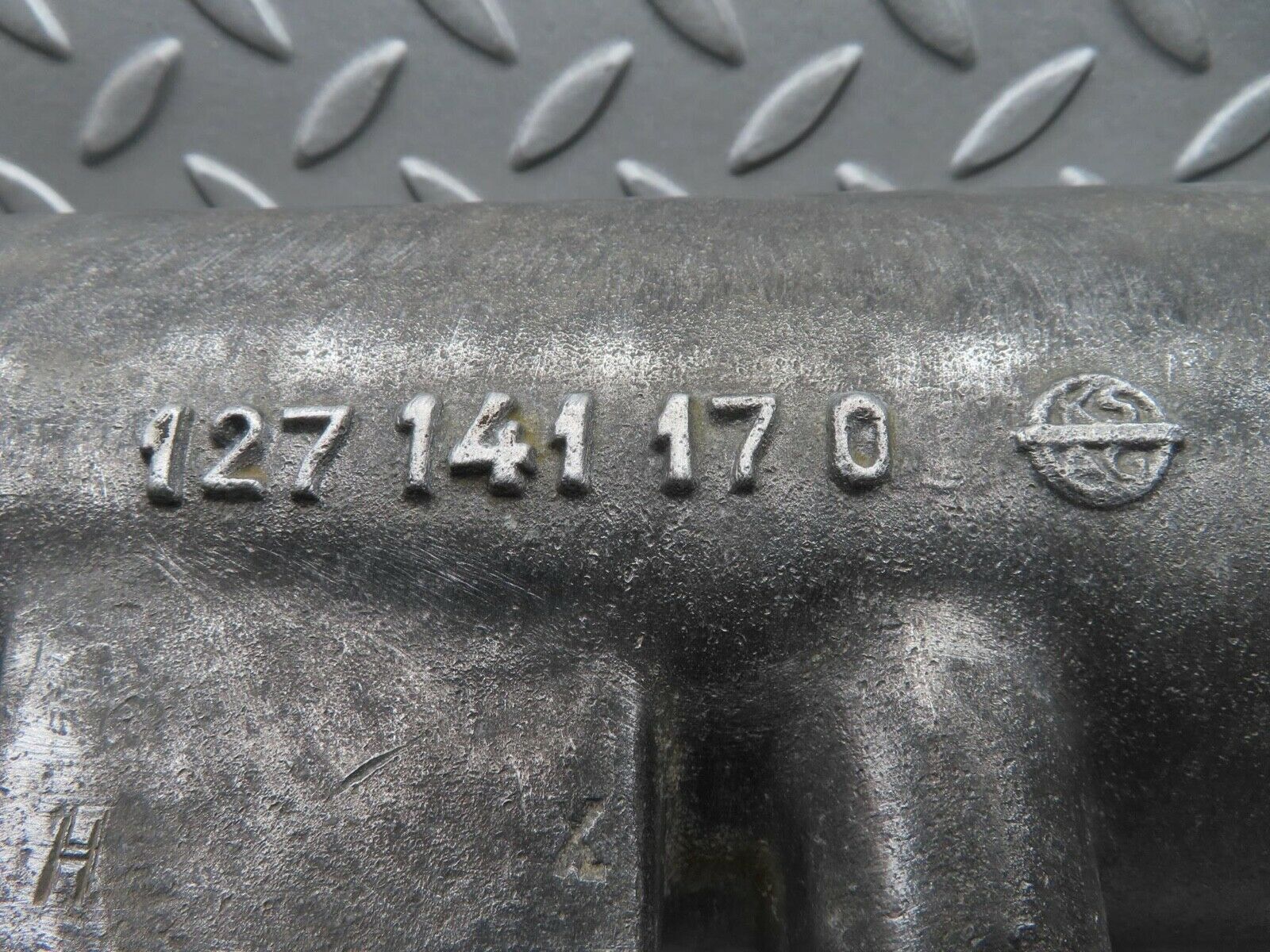 12795 Mercedes-Benz W111 220SE Intake Manifold 1271411701